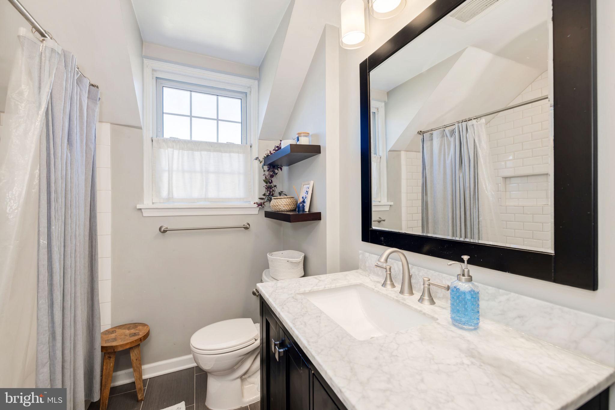 FAIRLINGTON GLEN - Residential