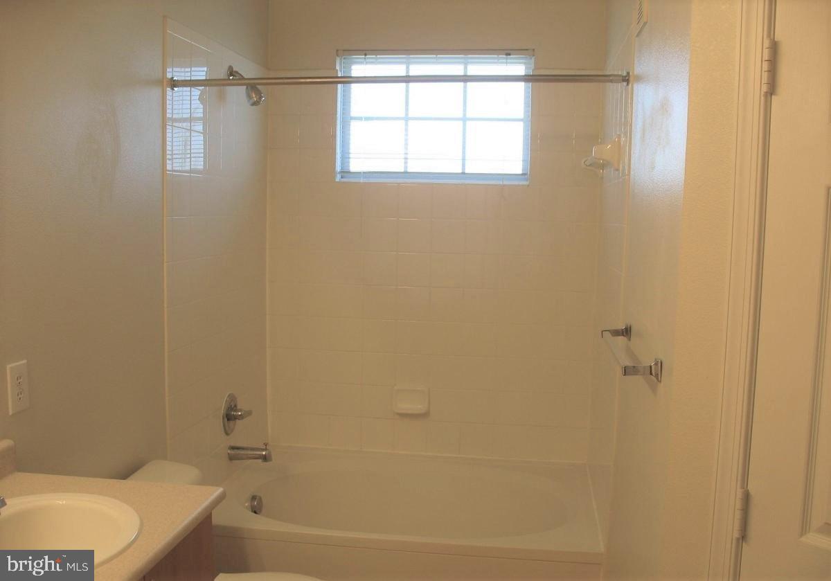 GERMANTOWN - Residential Lease