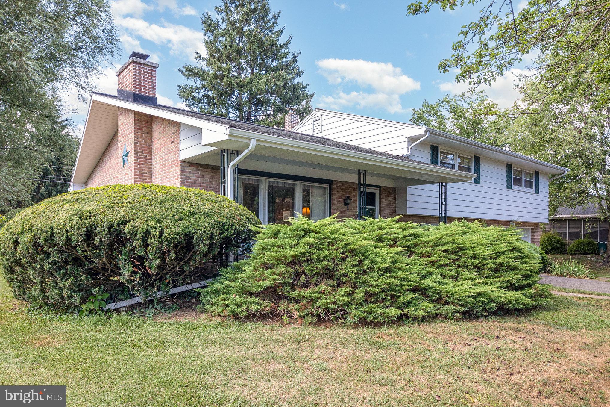 1711 CEDAR CLIFF DRIVE