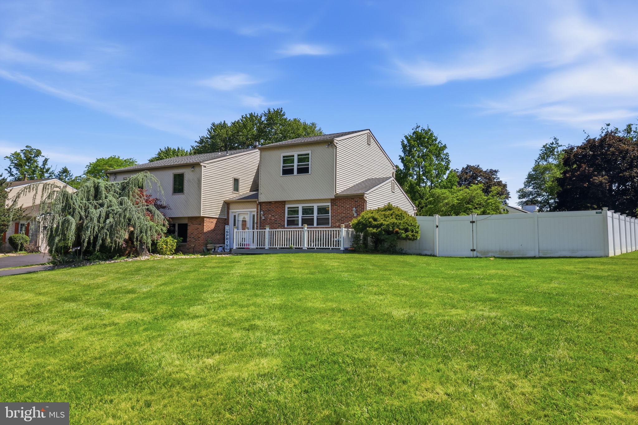 HUNTINGDON HOMES - Residential
