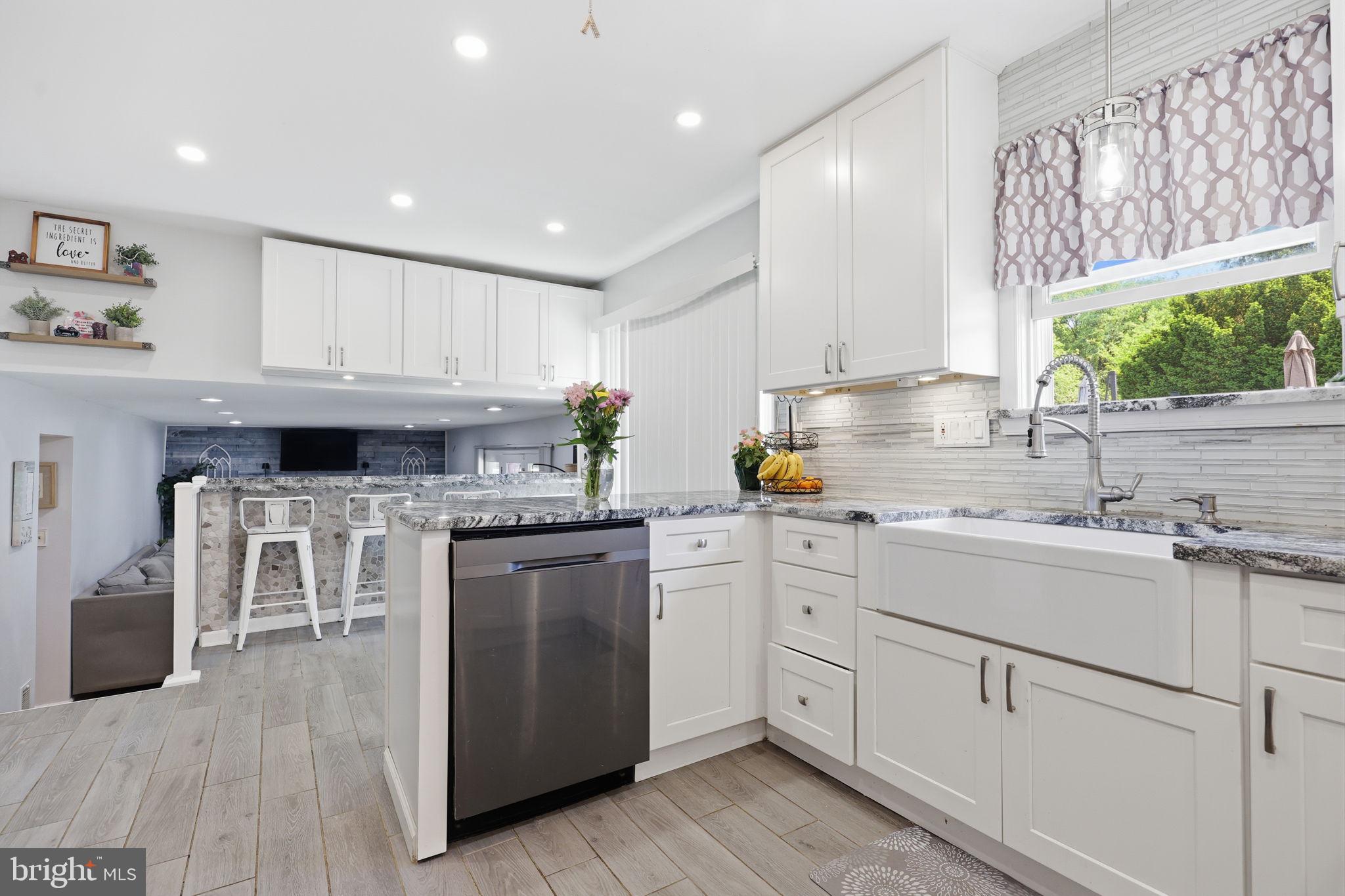 HUNTINGDON HOMES - Residential