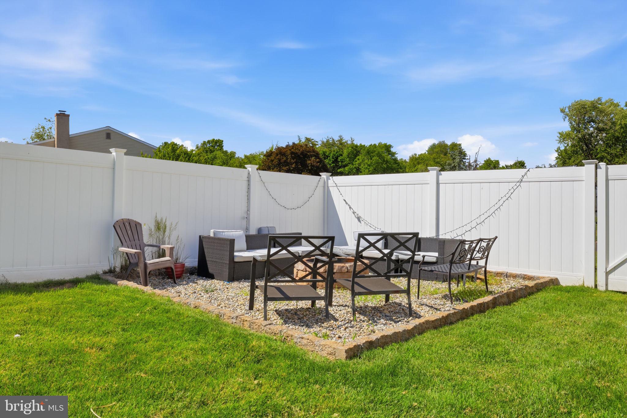 HUNTINGDON HOMES - Residential