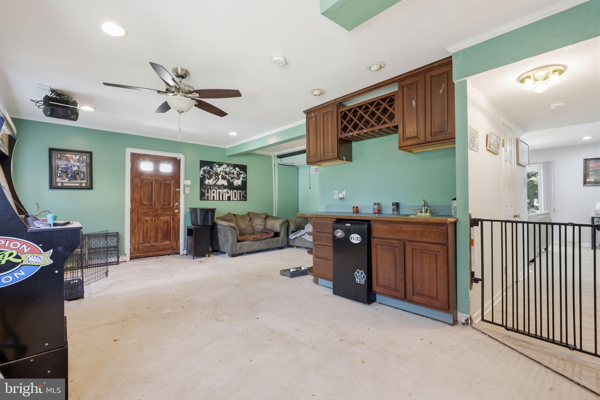 HUNTINGDON HOMES - Residential