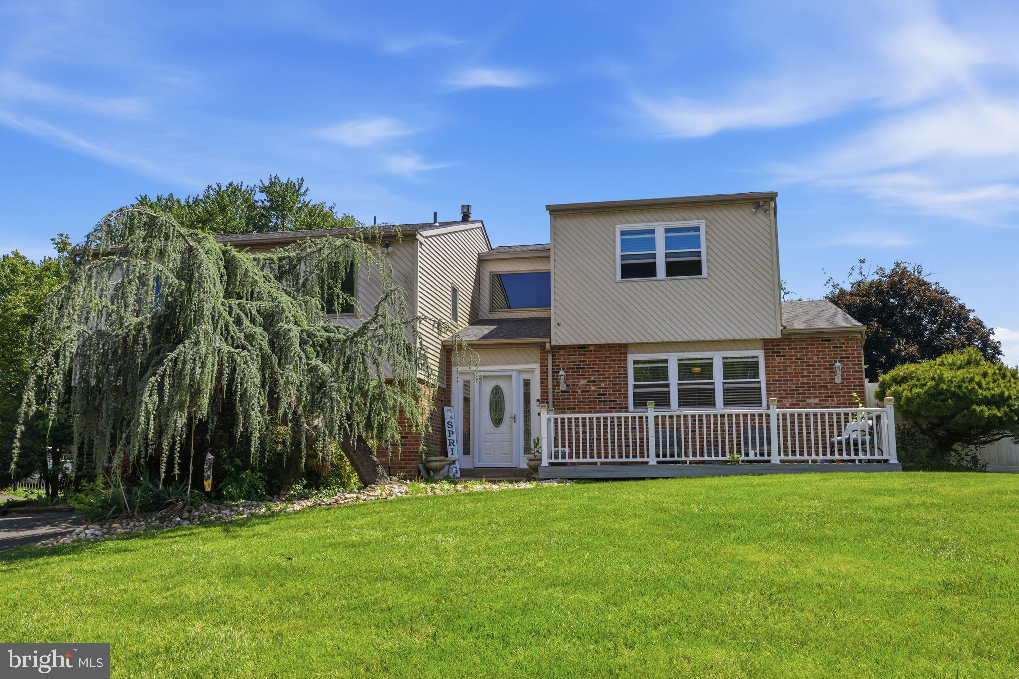 HUNTINGDON HOMES - Residential