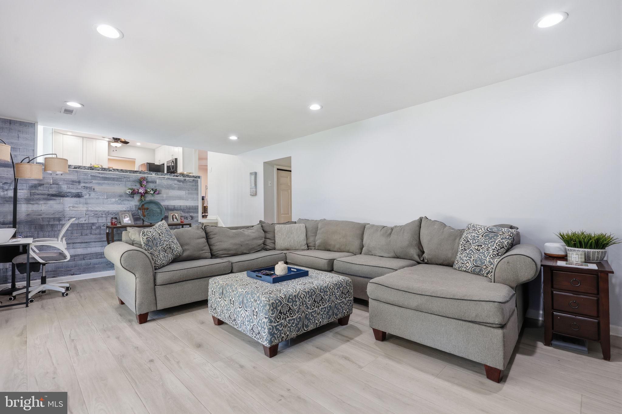 HUNTINGDON HOMES - Residential