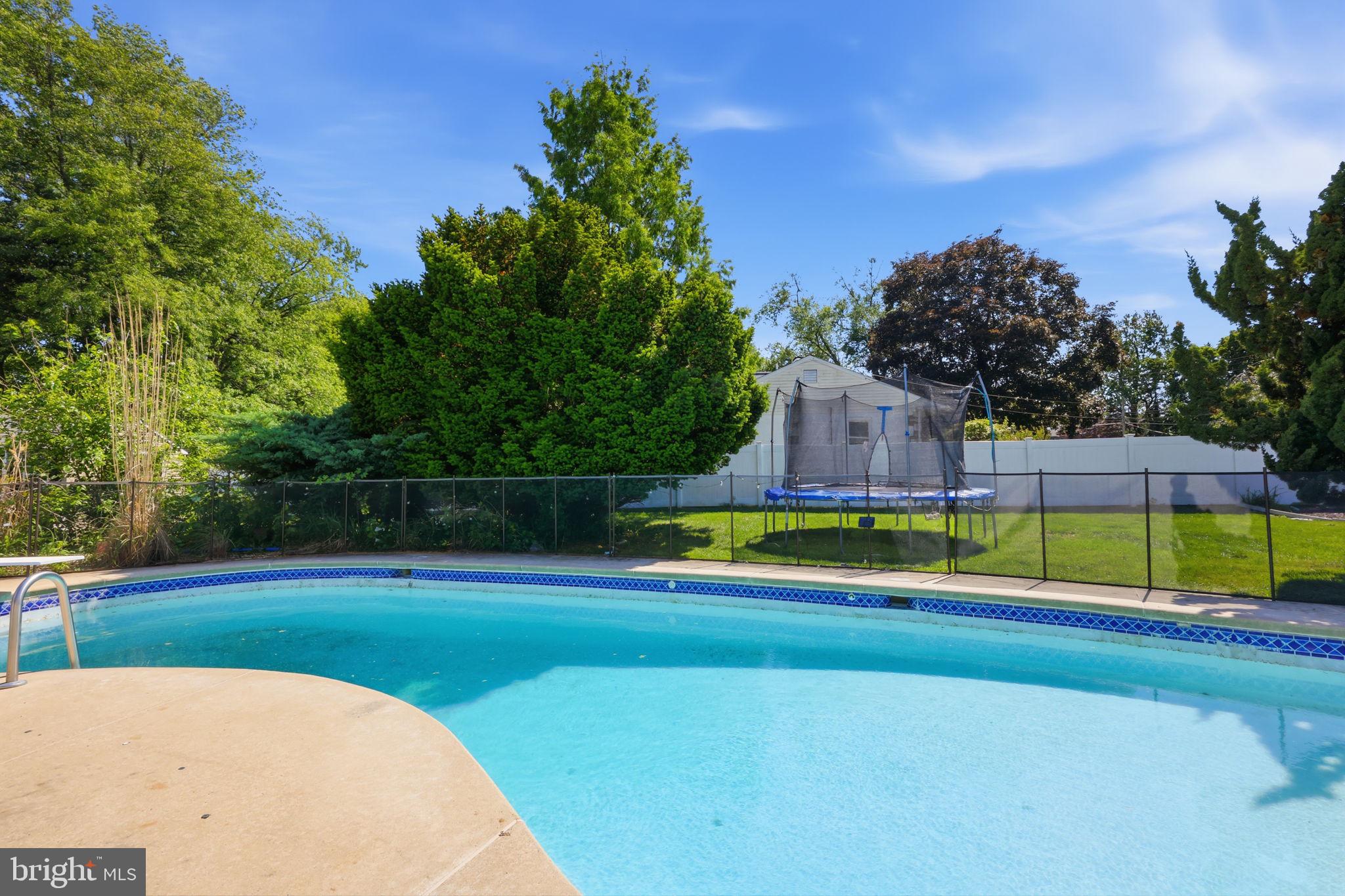 HUNTINGDON HOMES - Residential