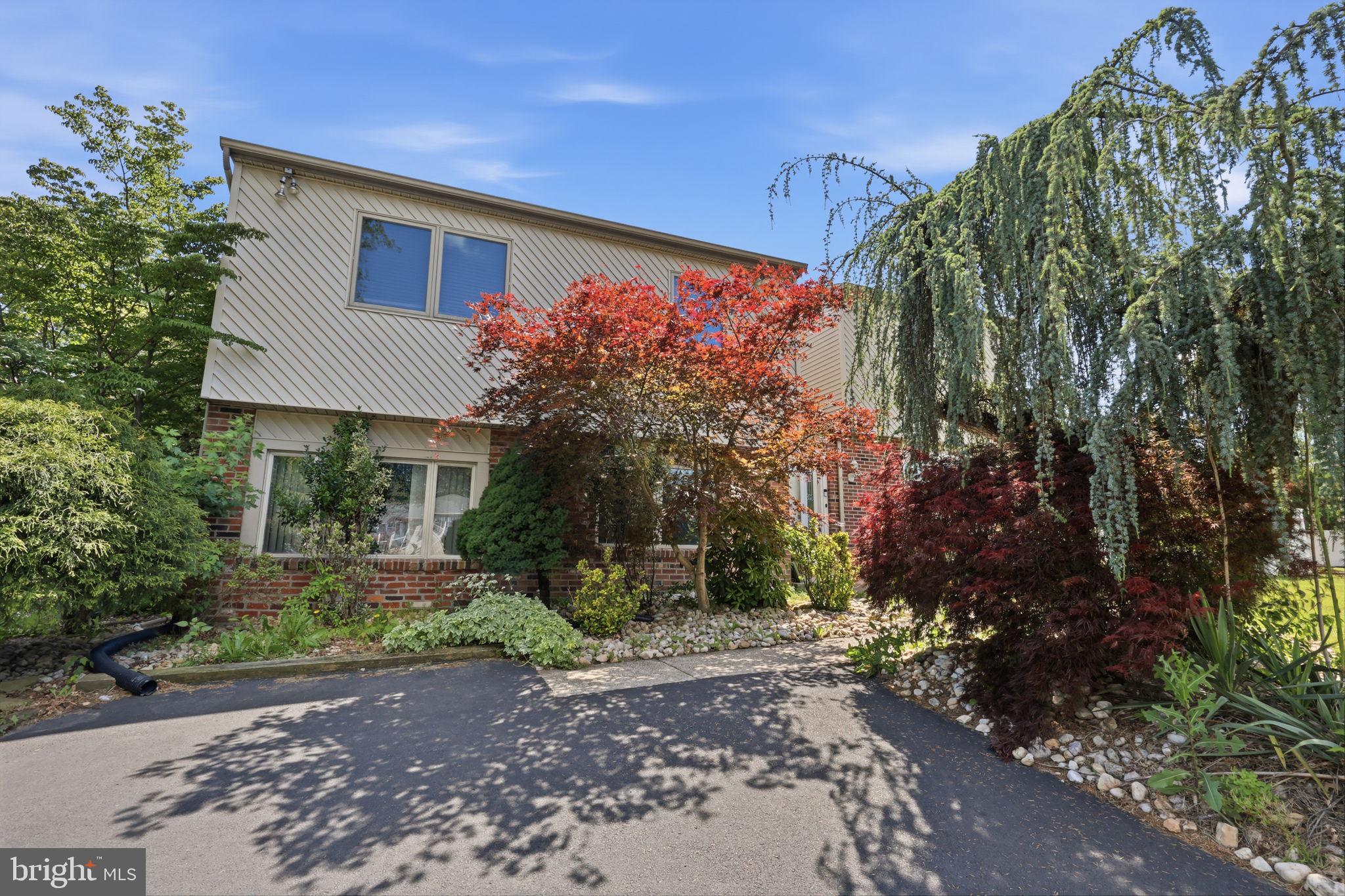 HUNTINGDON HOMES - Residential