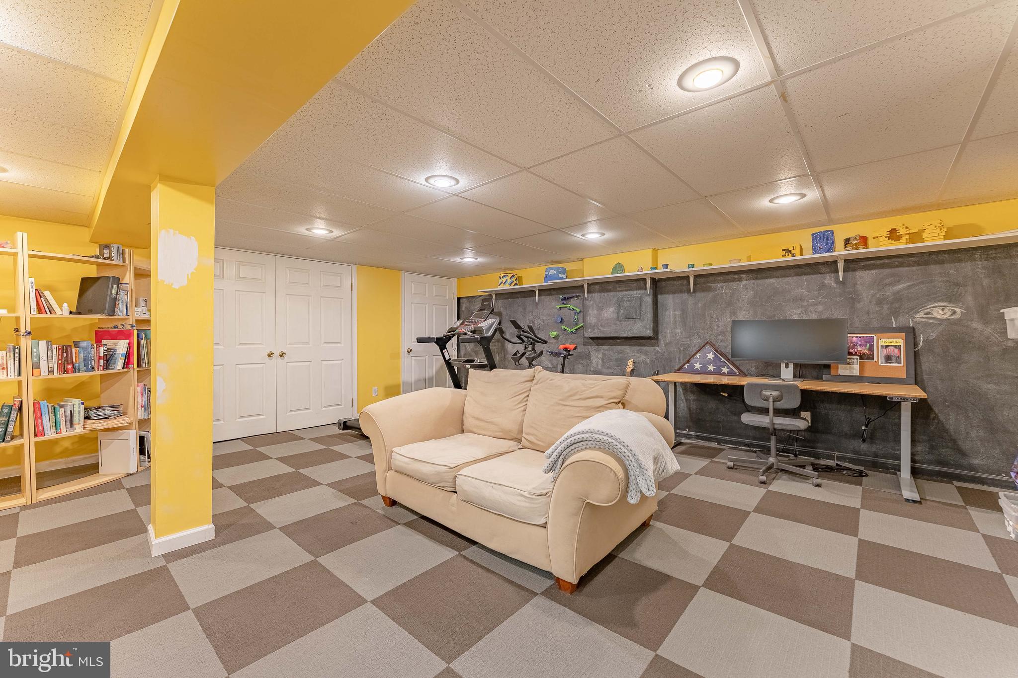 DAYLESFORD ESTATES - Residential