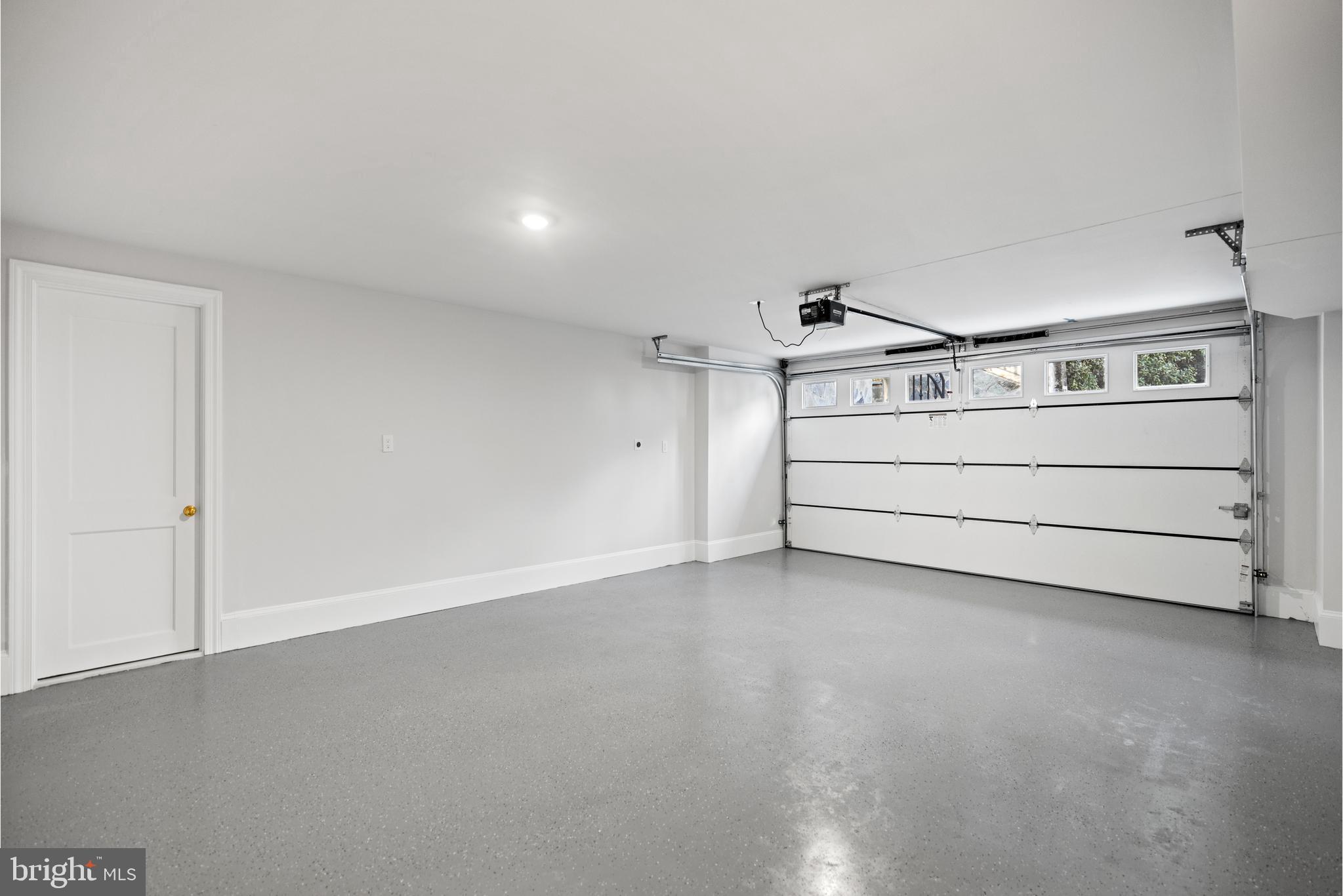 SPRING VALLEY - Residential
