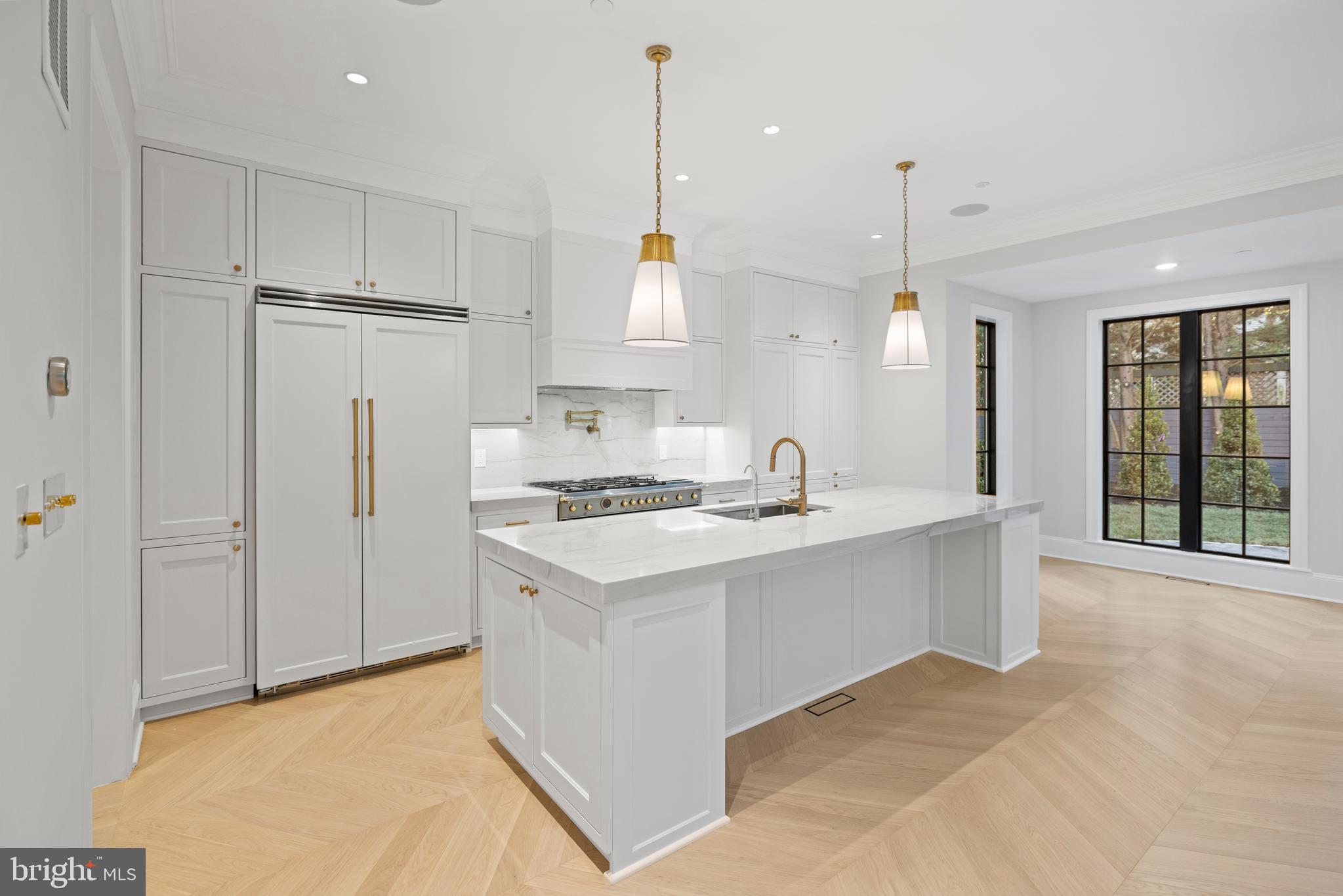 SPRING VALLEY - Residential