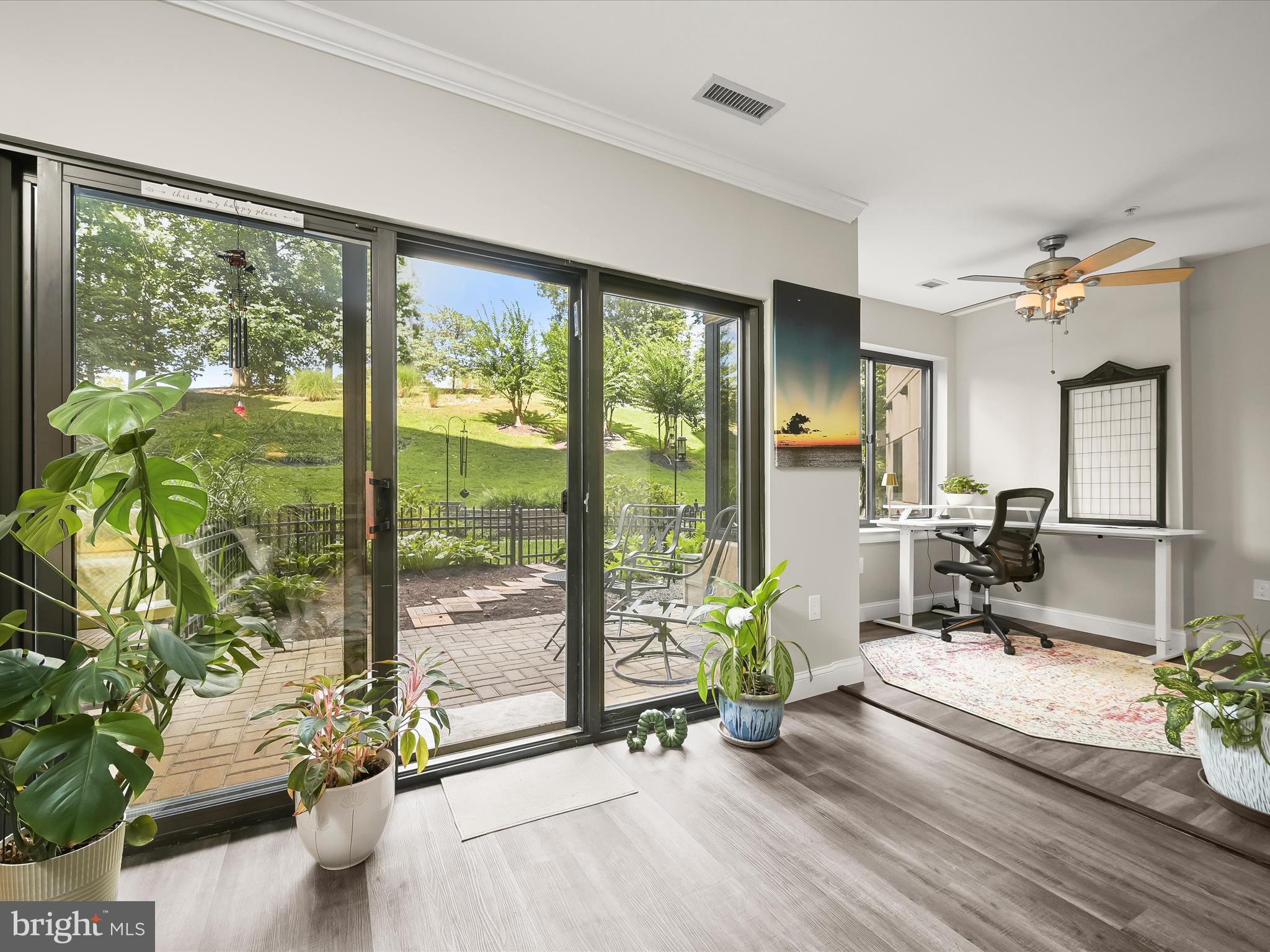 WATERMARK PLACE CONDOMINIUMS - Residential