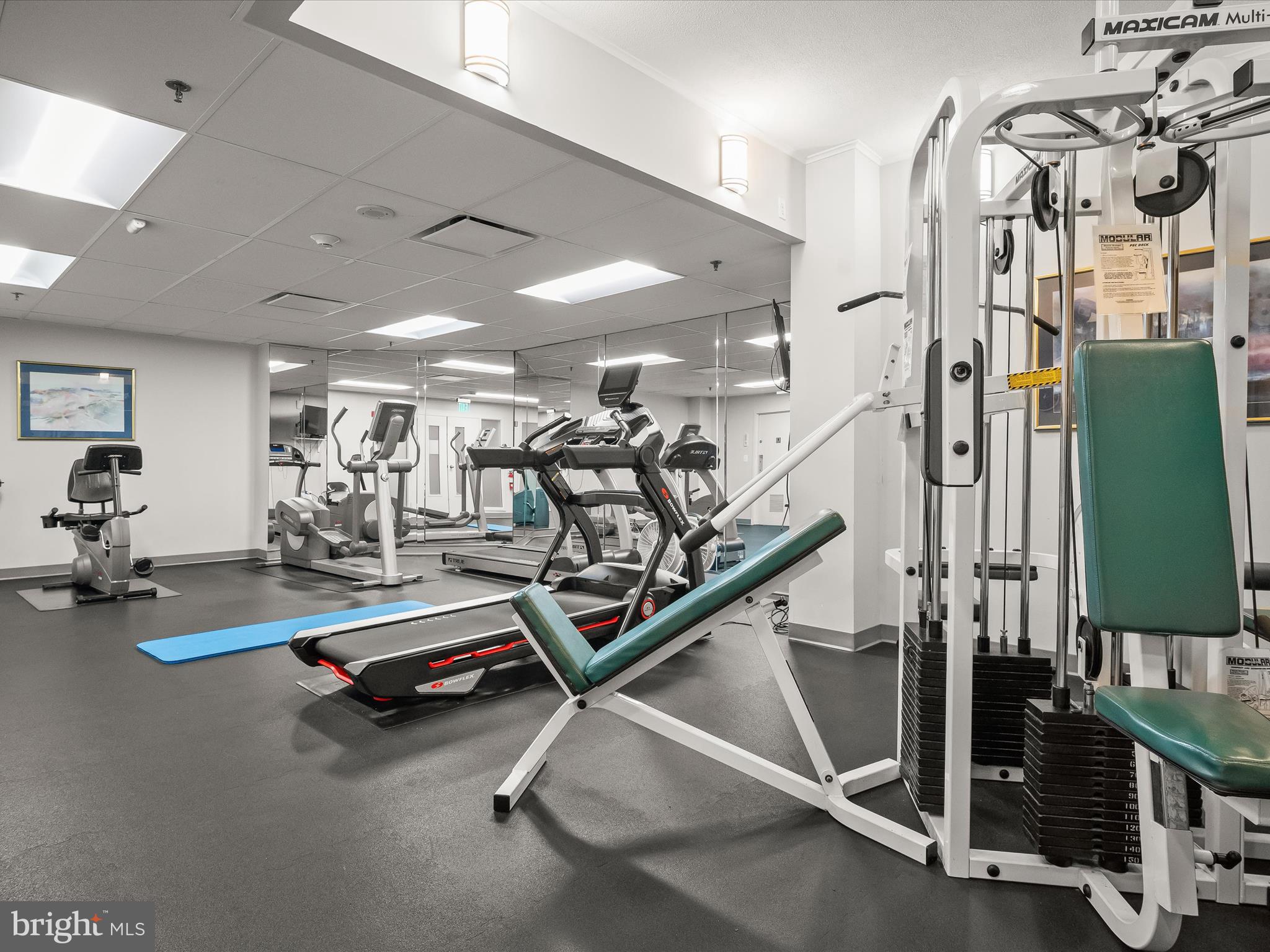 WATERMARK PLACE CONDOMINIUMS - Residential