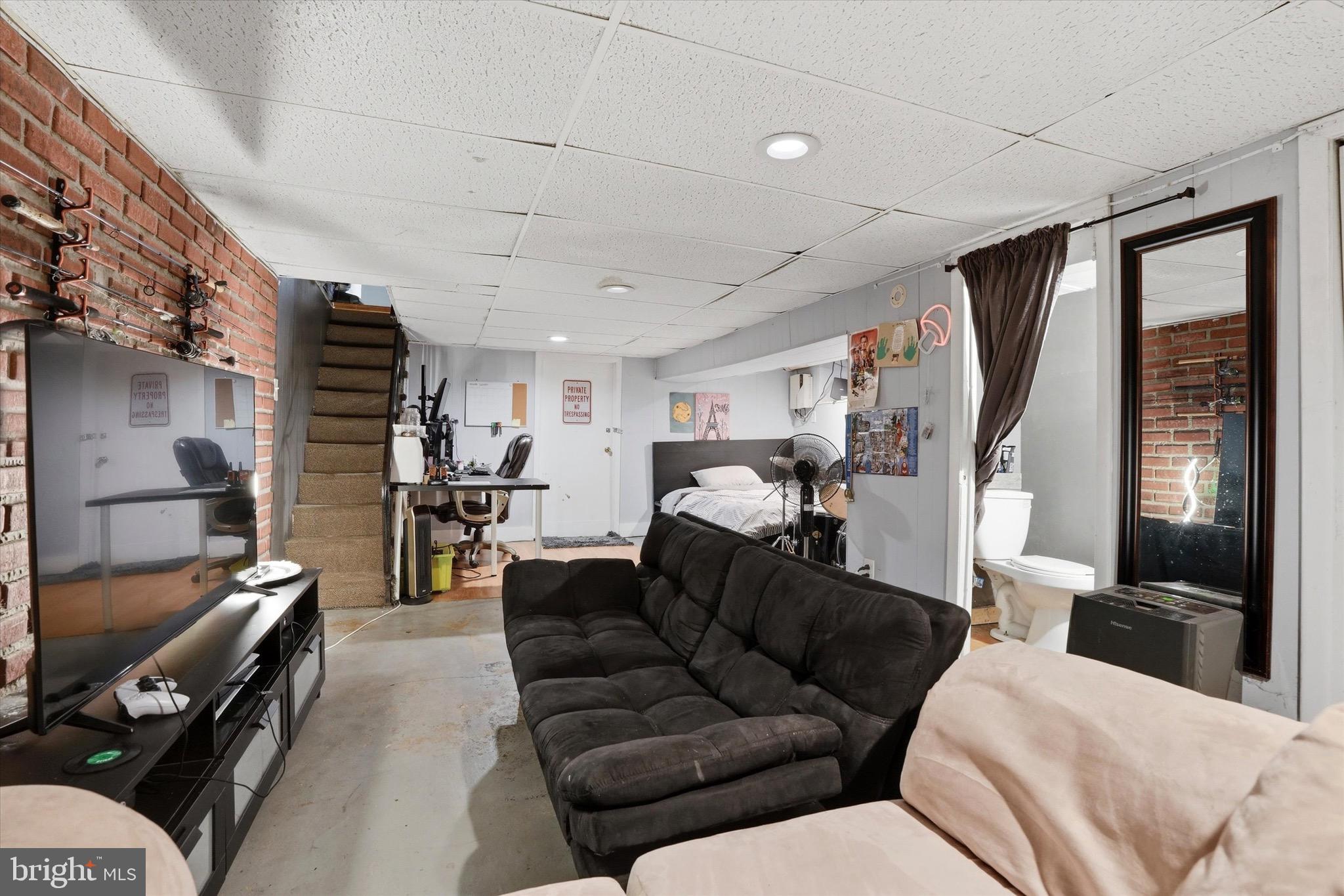 PHILADELPHIA - Residential