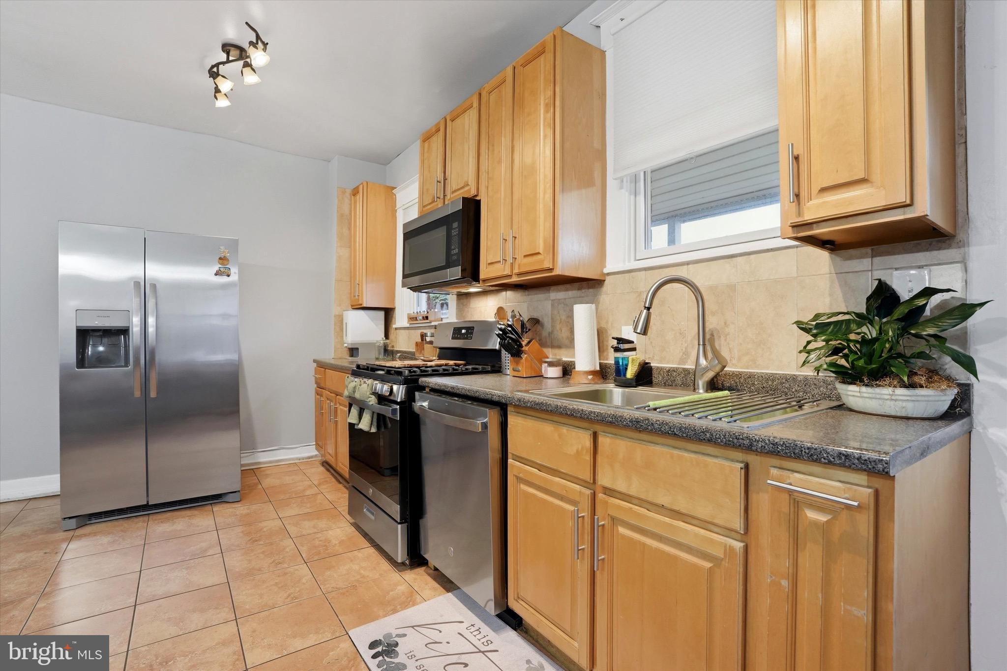 PHILADELPHIA - Residential