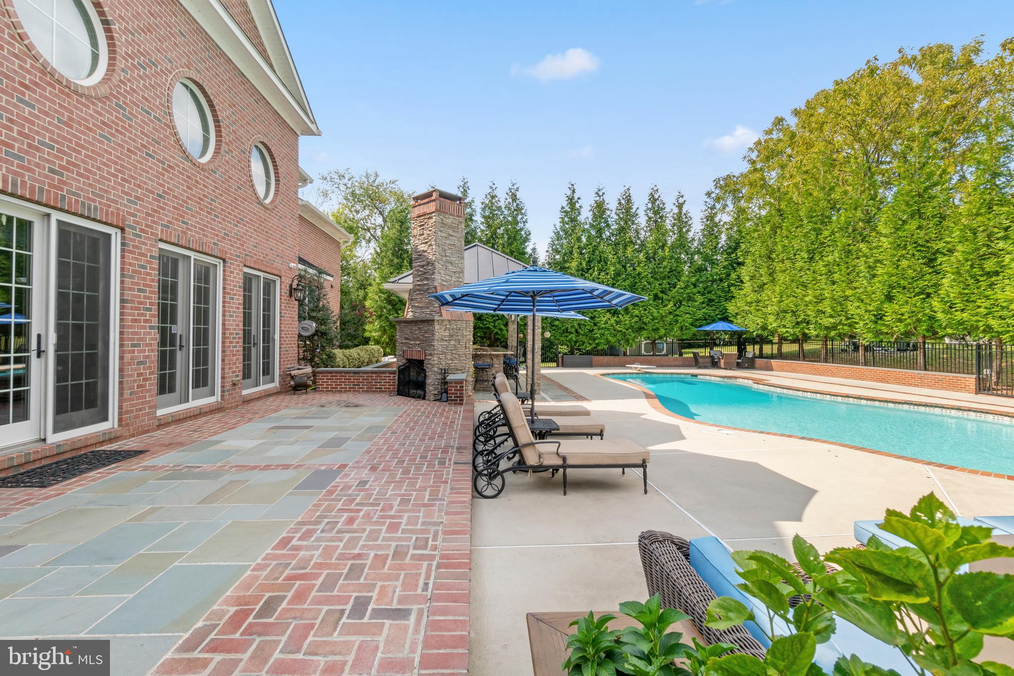 SPARKS GLENCOE - Residential