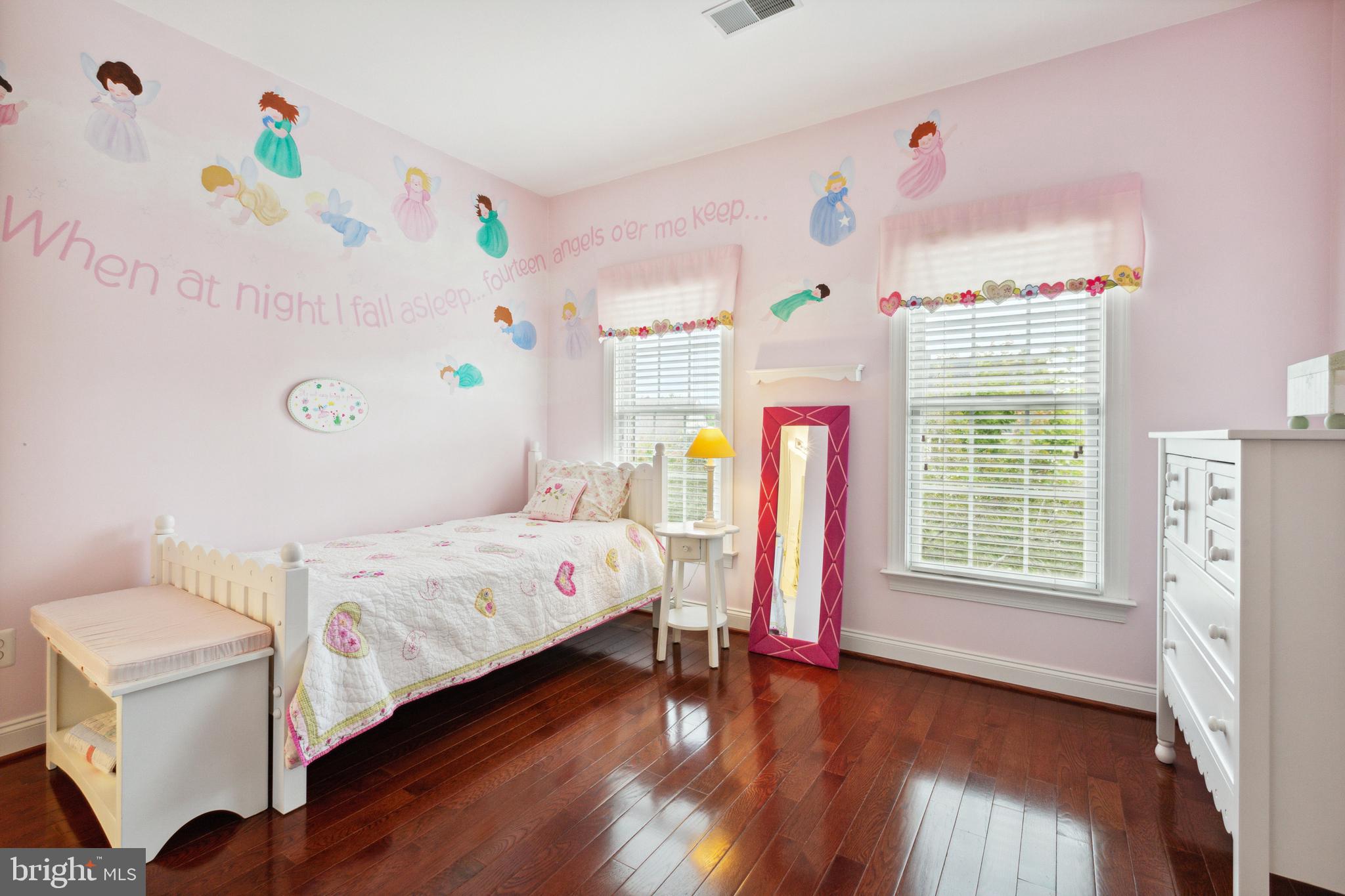 LANSDOWNE ON THE POTOMAC - Residential