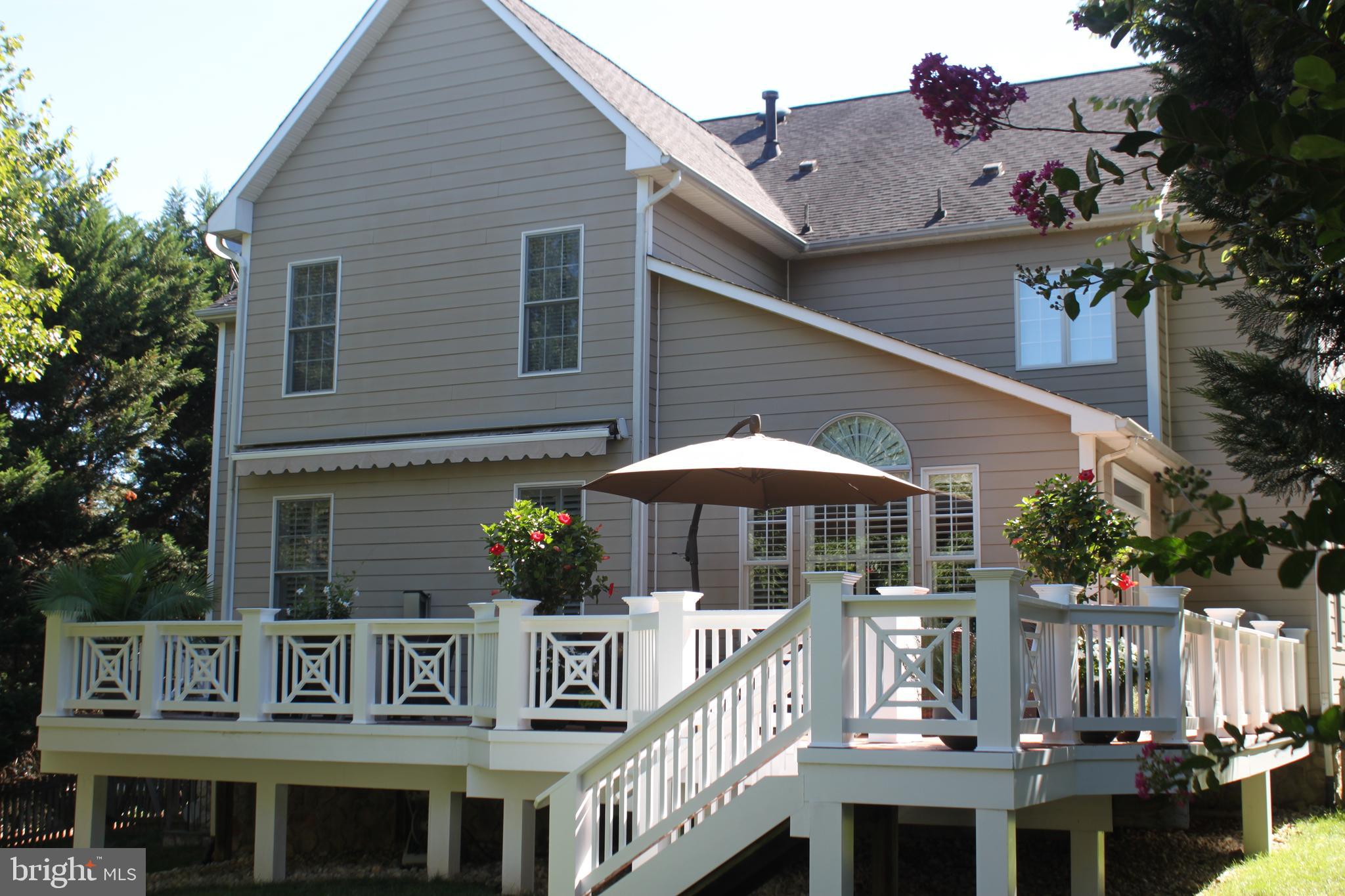 LANSDOWNE ON THE POTOMAC - Residential