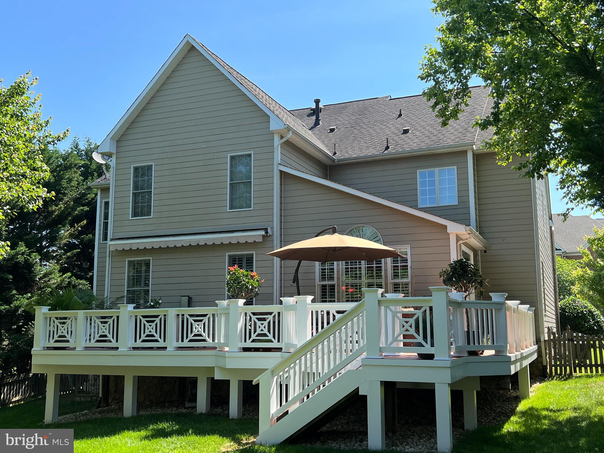LANSDOWNE ON THE POTOMAC - Residential