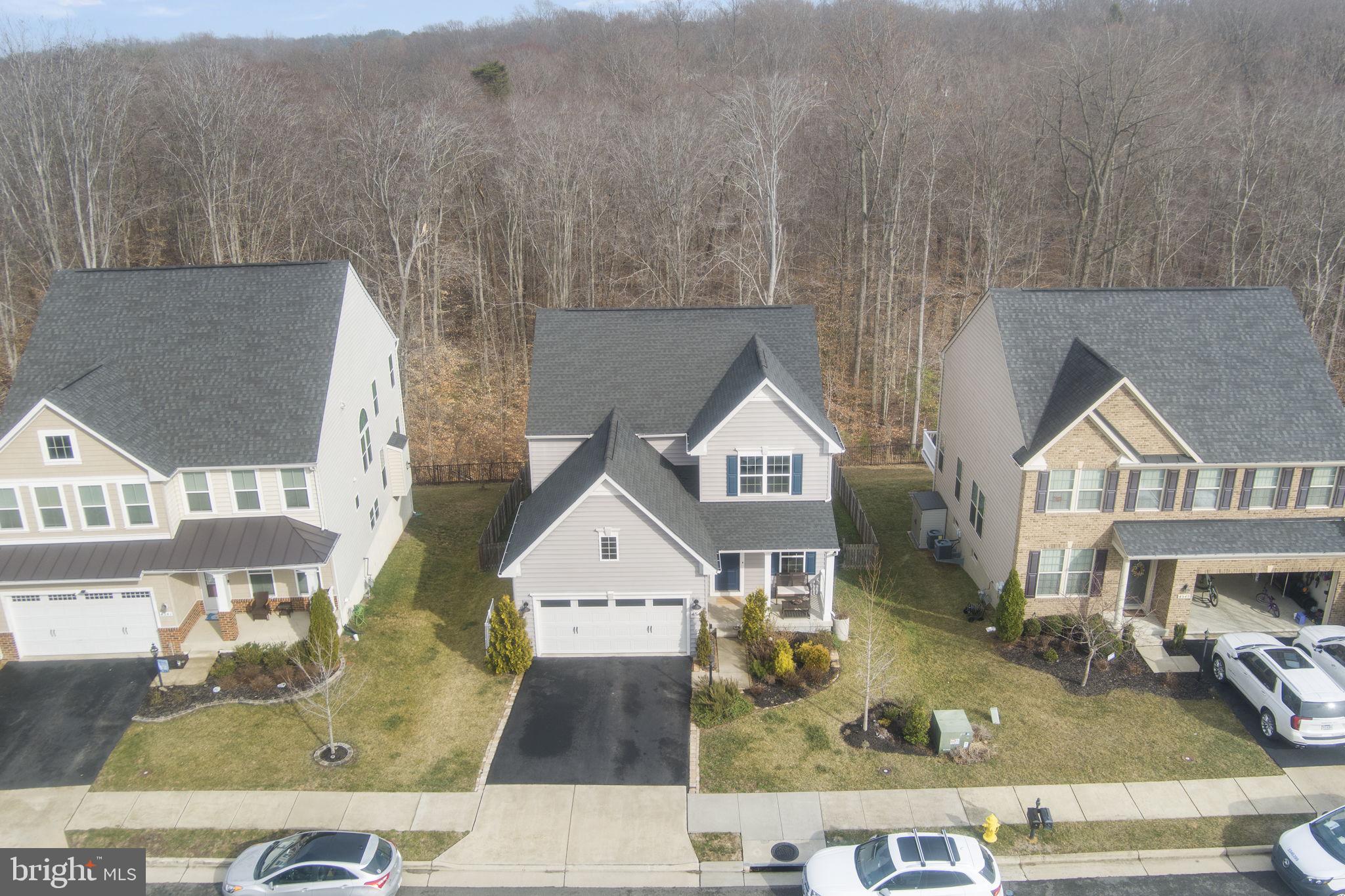 MAY'S QUARTER - Residential