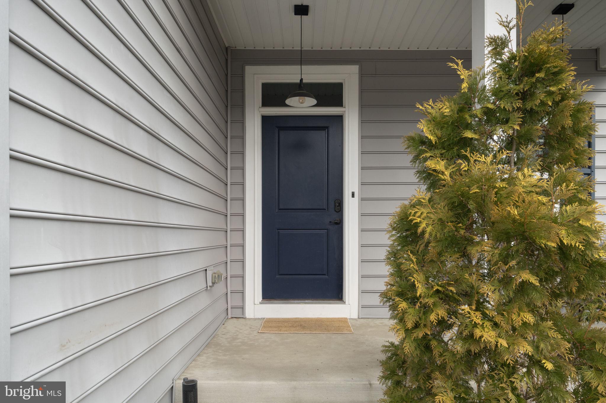 MAY'S QUARTER - Residential