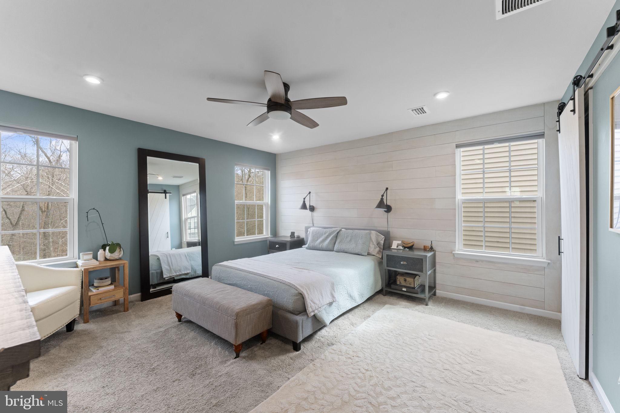 MAY'S QUARTER - Residential