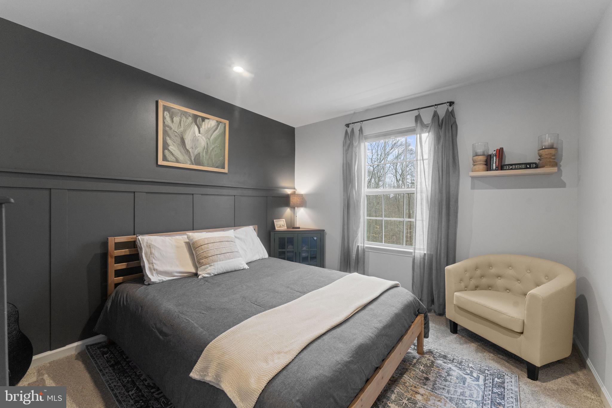 MAY'S QUARTER - Residential