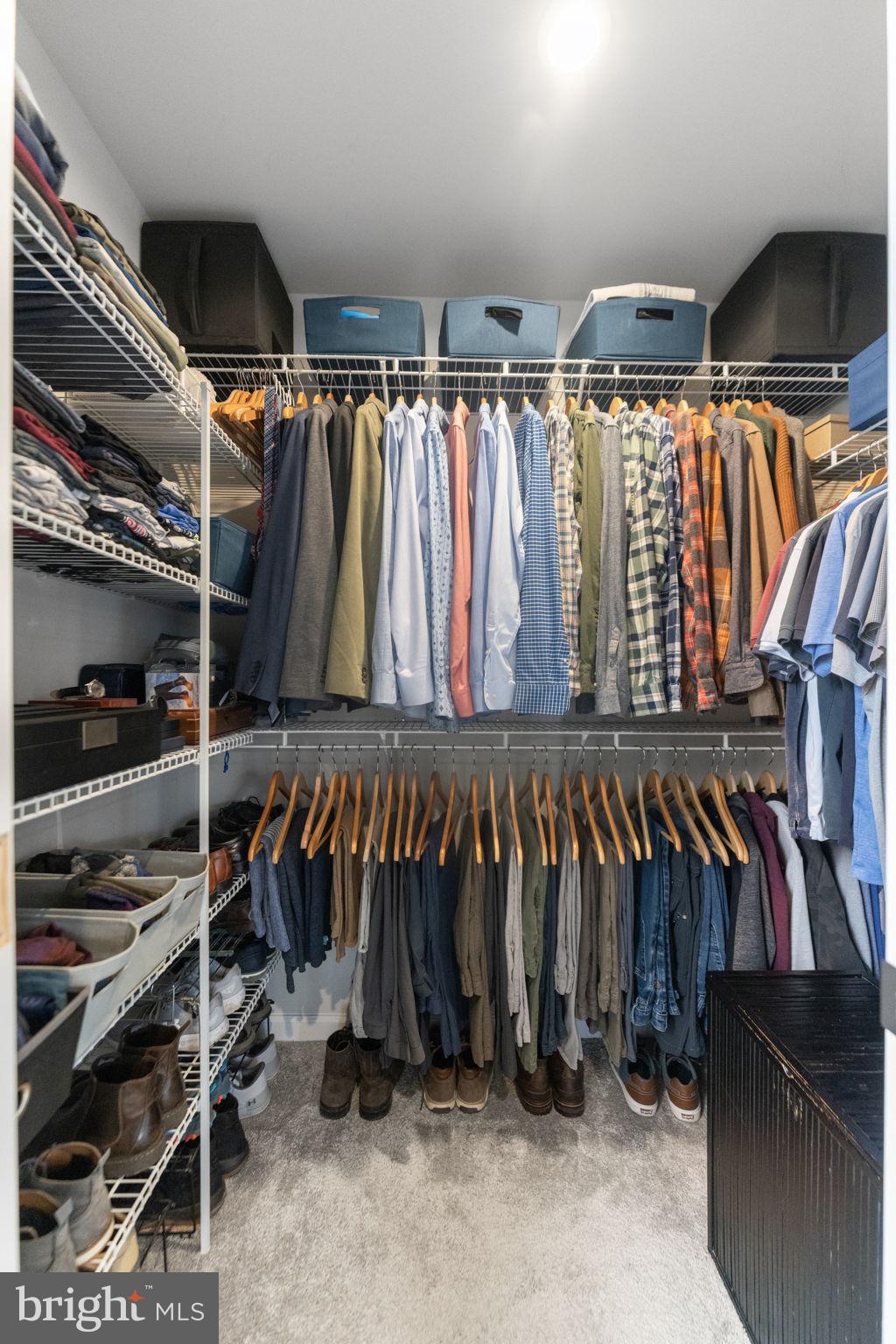 MAY'S QUARTER - Residential