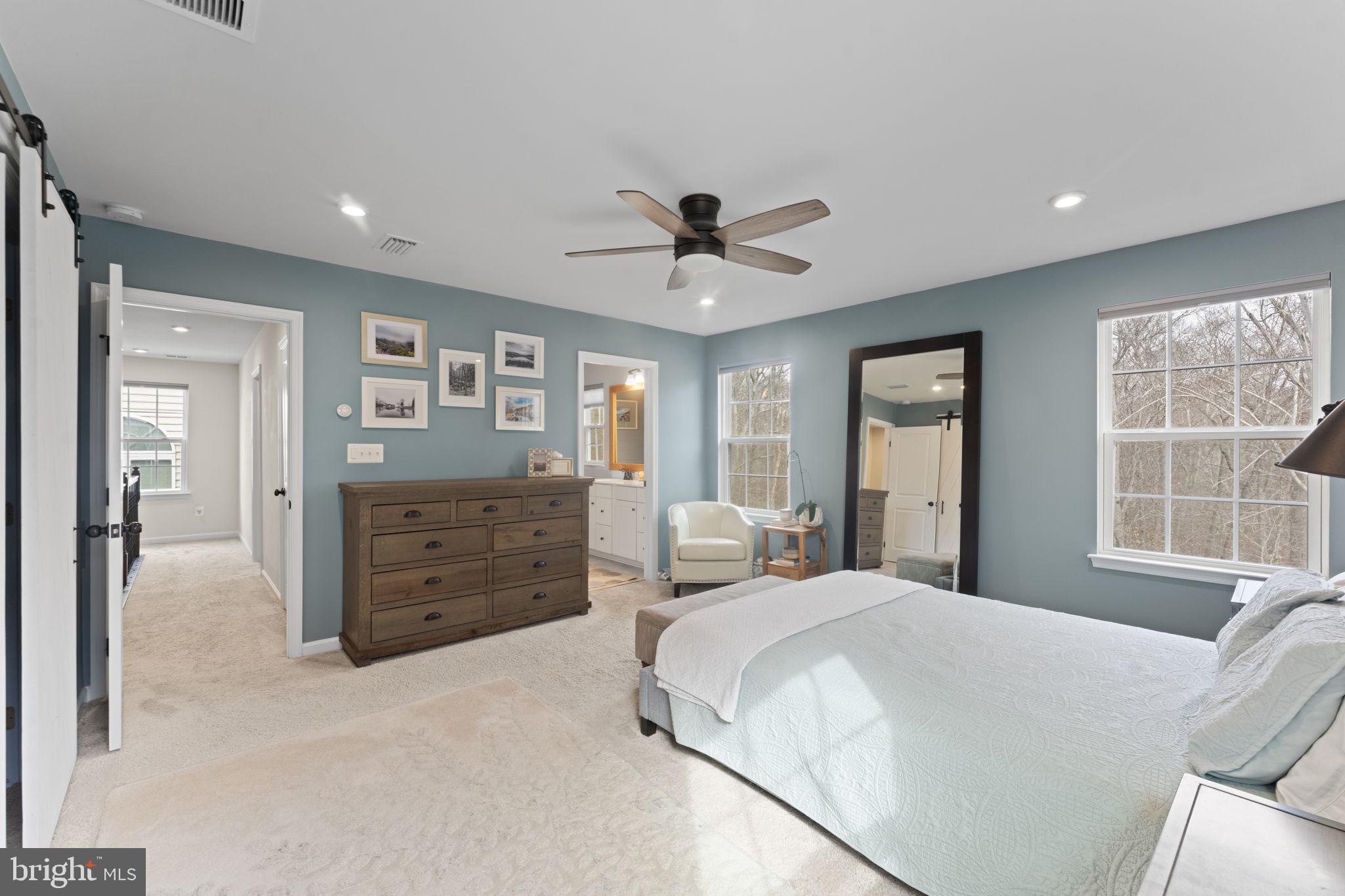 MAY'S QUARTER - Residential