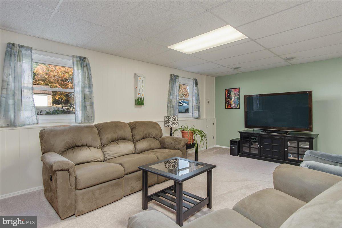 HILLTOP - Residential