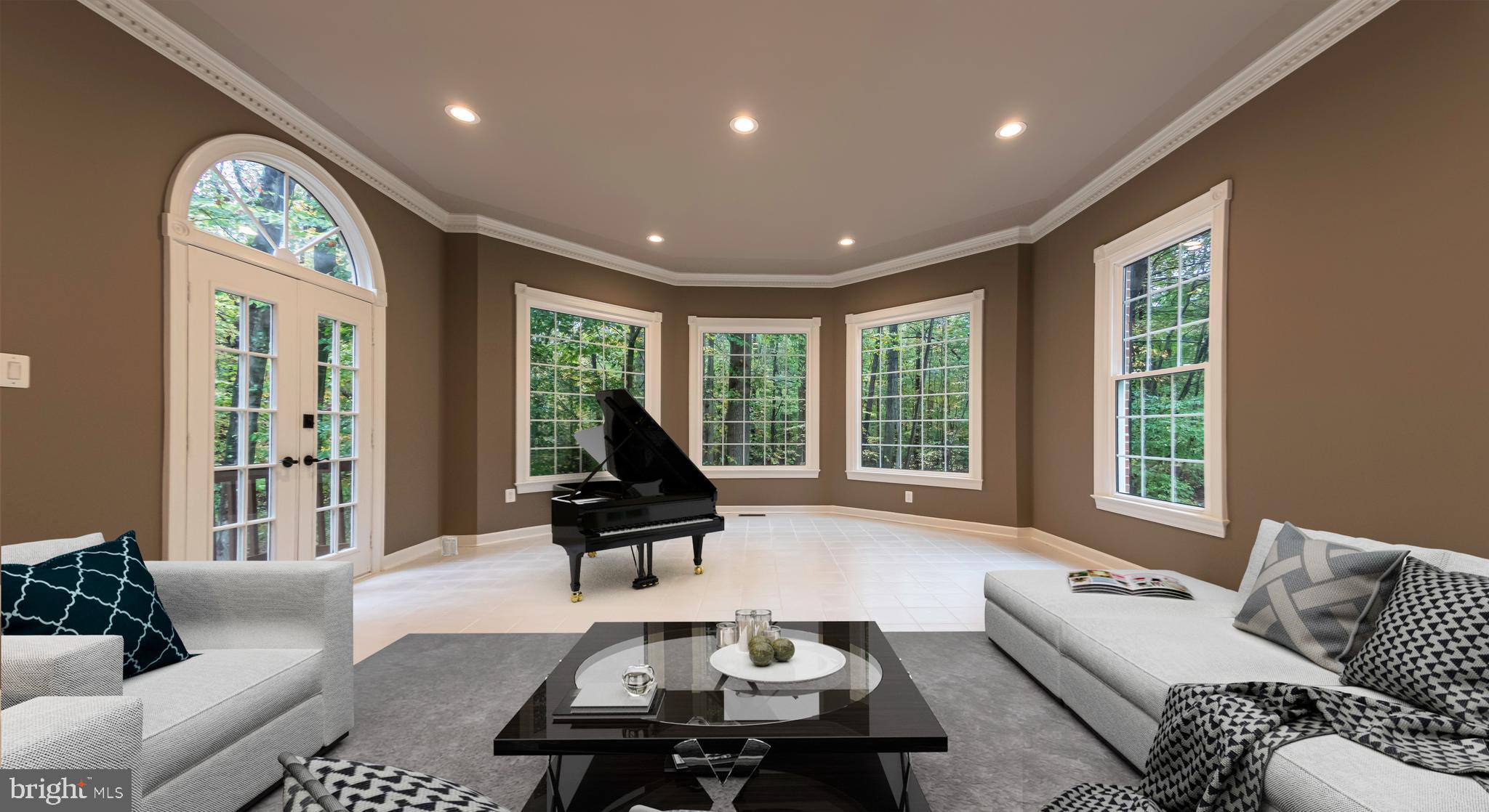 WOLF RUN - Residential