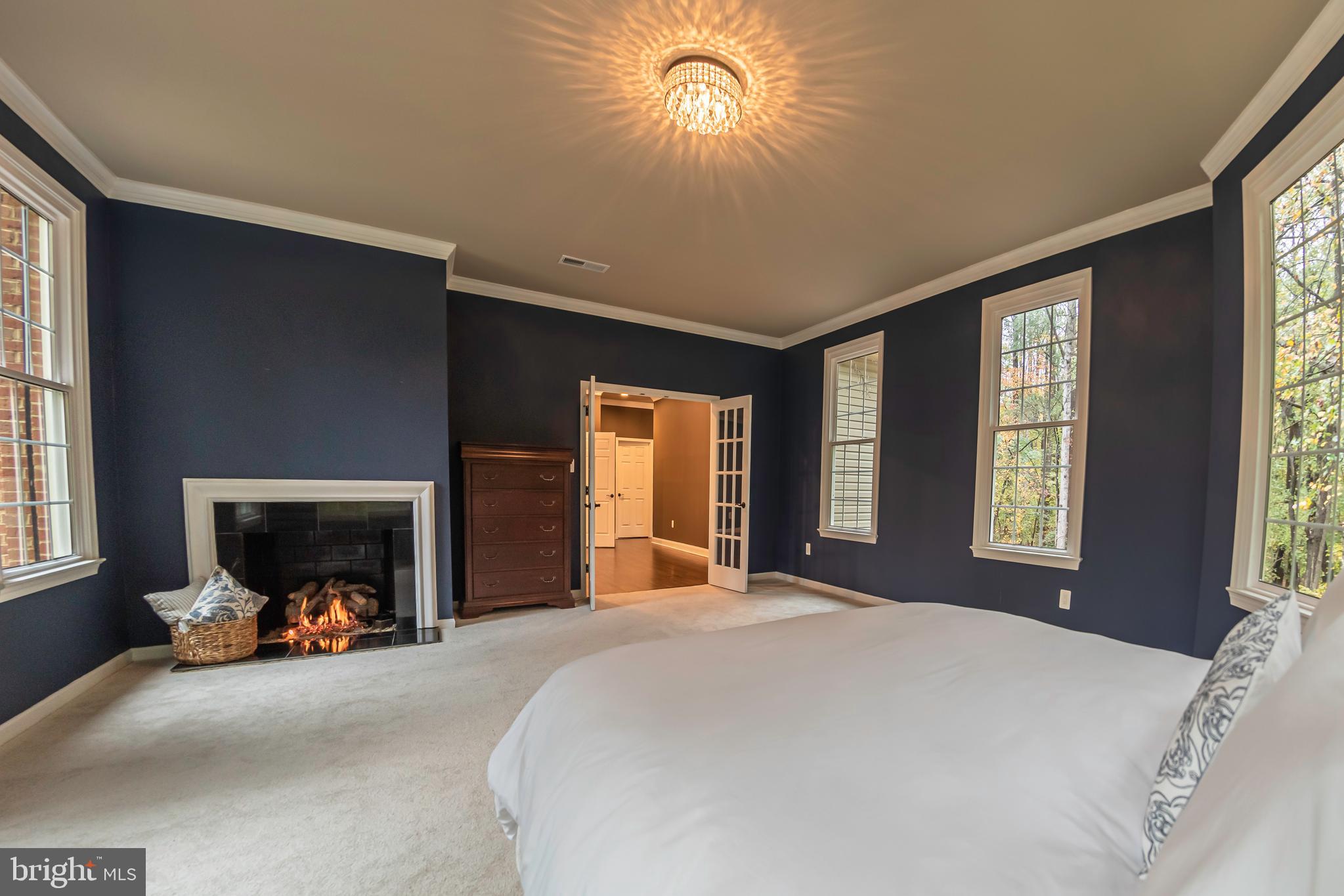 WOLF RUN - Residential