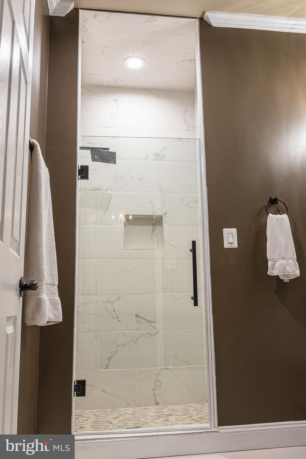 WOLF RUN - Residential