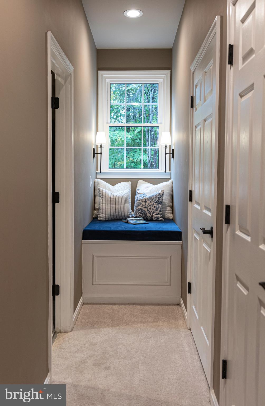 WOLF RUN - Residential