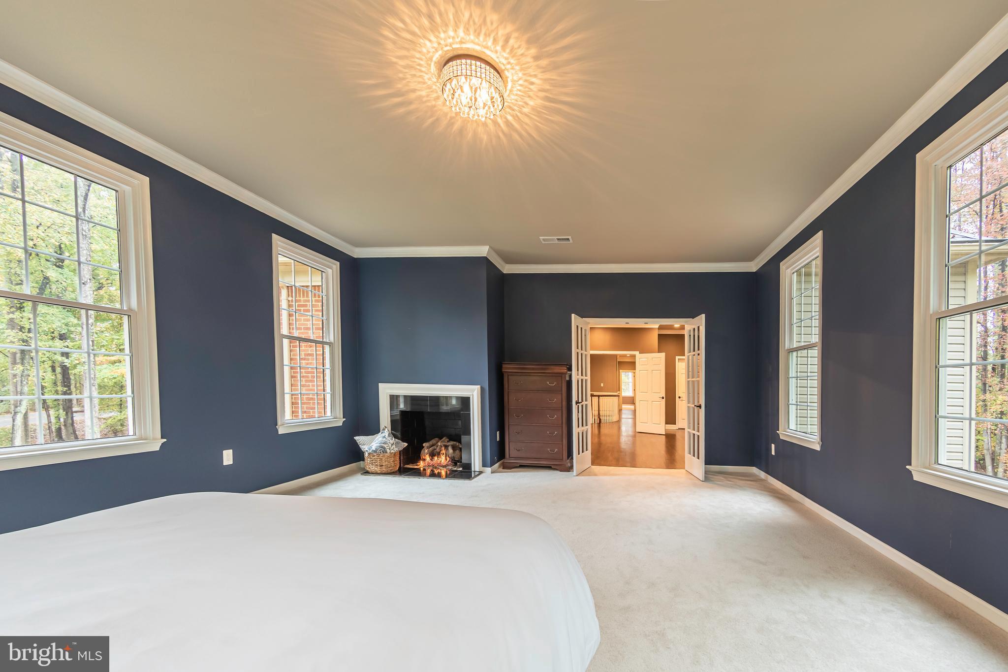 WOLF RUN - Residential