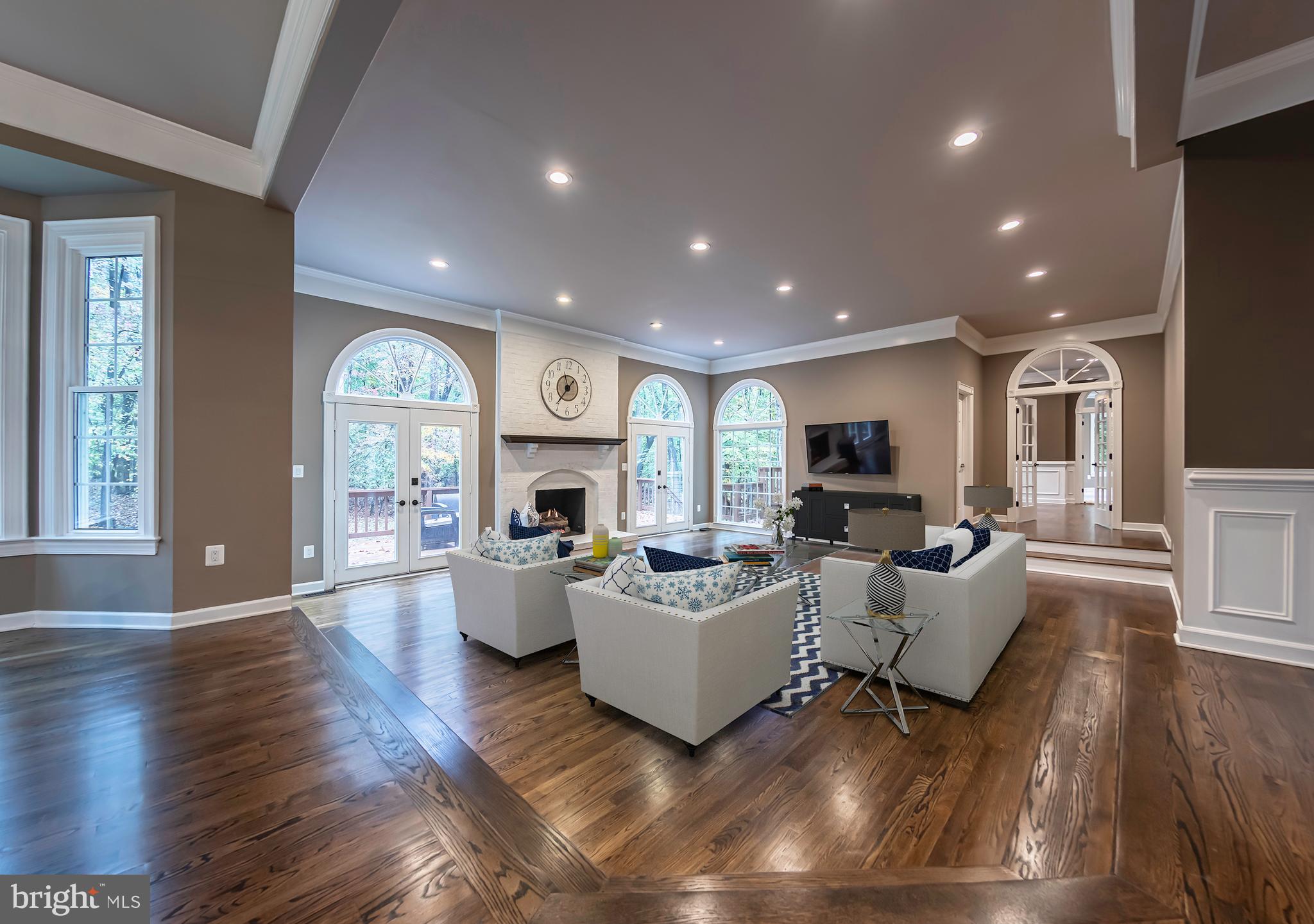 WOLF RUN - Residential