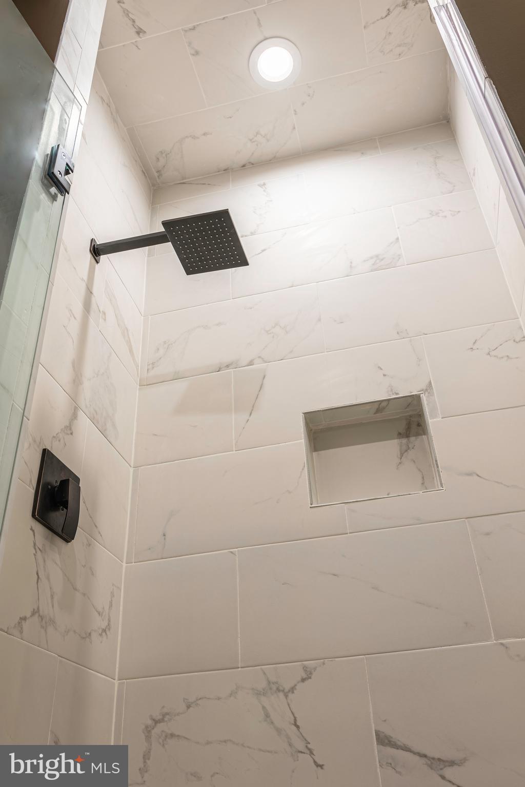 WOLF RUN - Residential