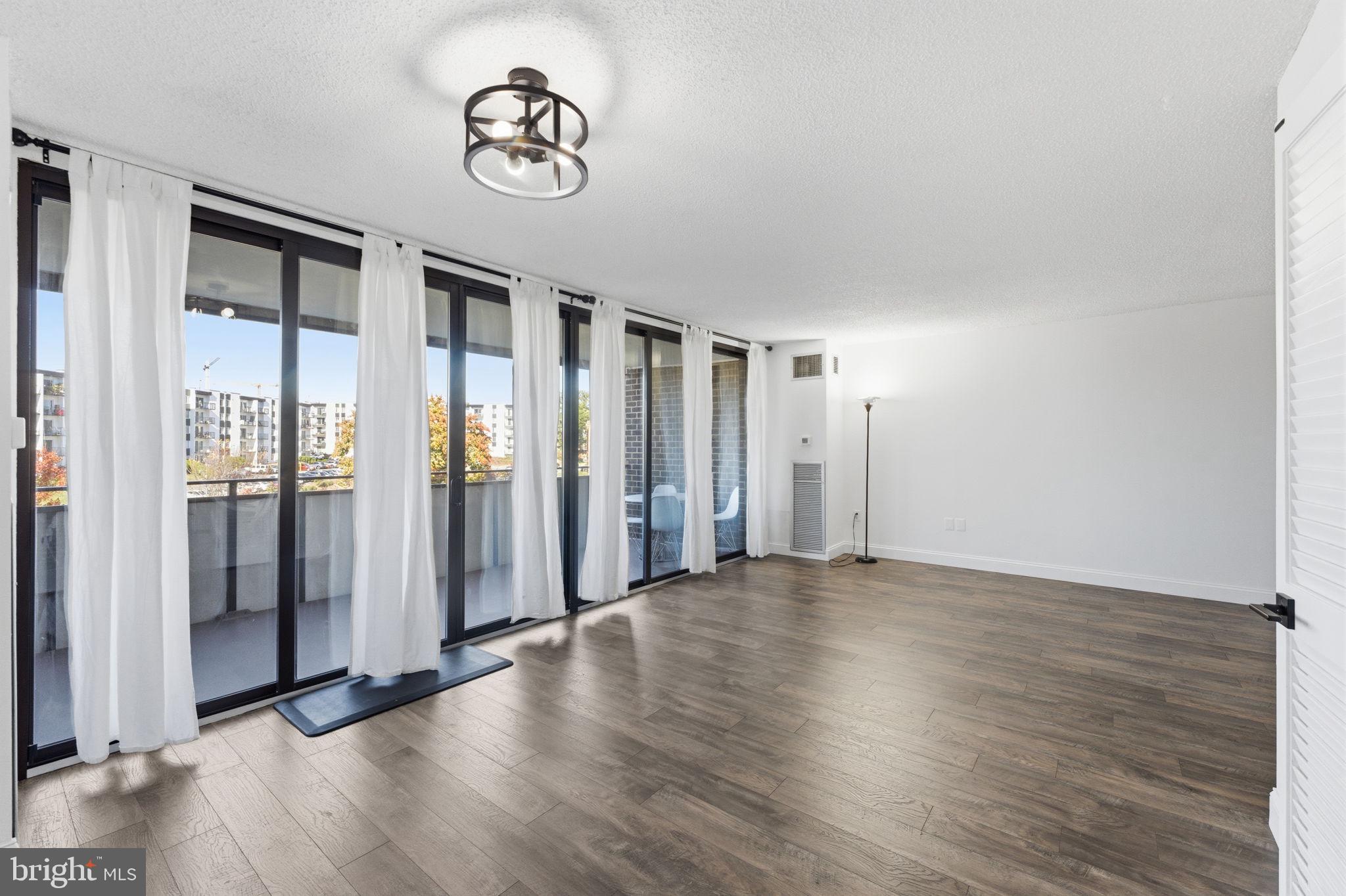 TEMPLETON OF ALEXANDRIA - Residential