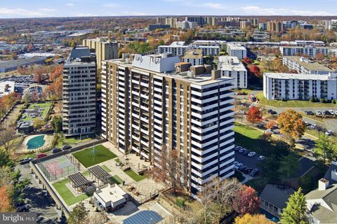 Photo of 250 S Reynolds Street #508, ALEXANDRIA, VA 22304 (MLS # VAAX2051726)