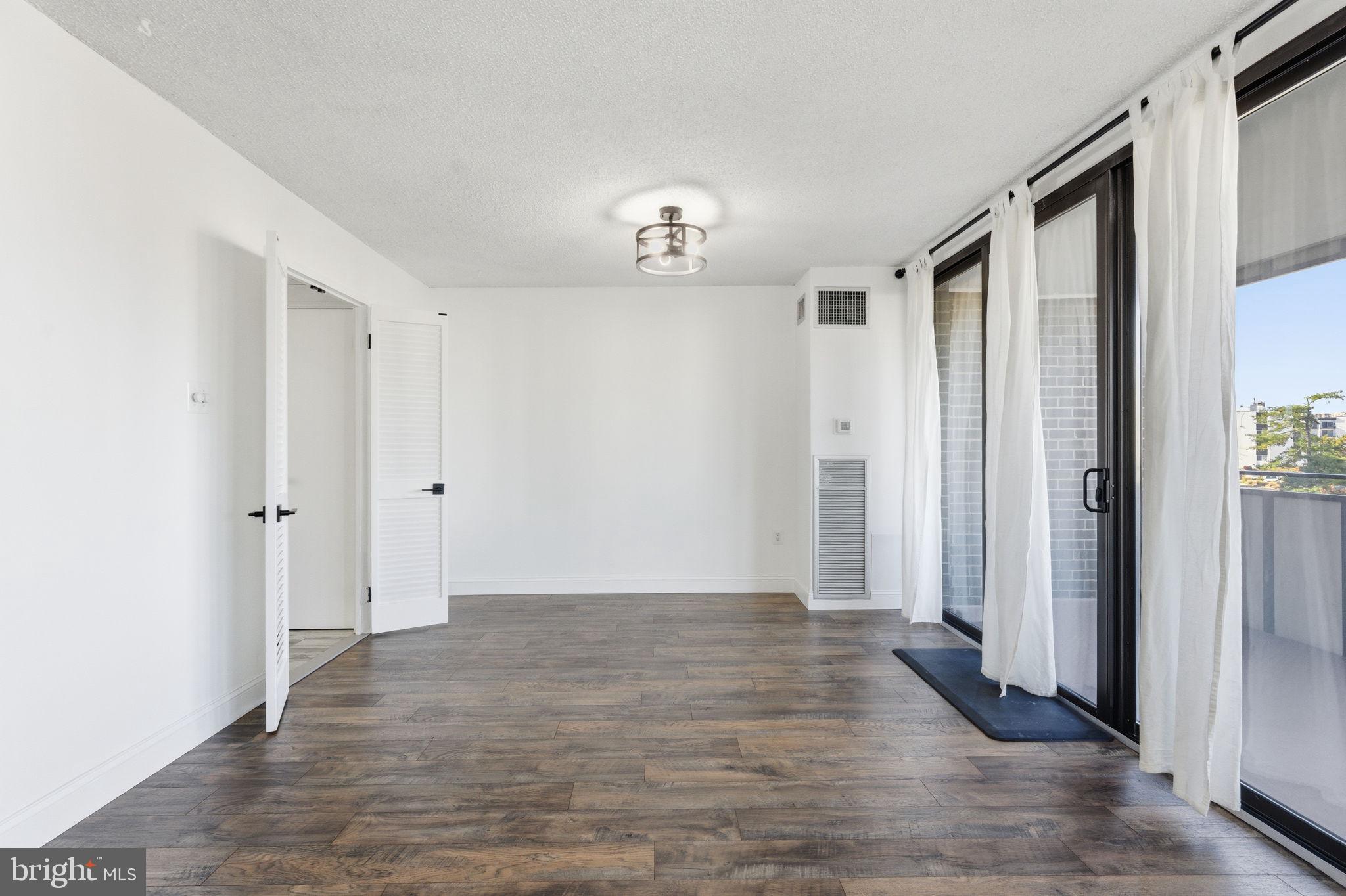 TEMPLETON OF ALEXANDRIA - Residential