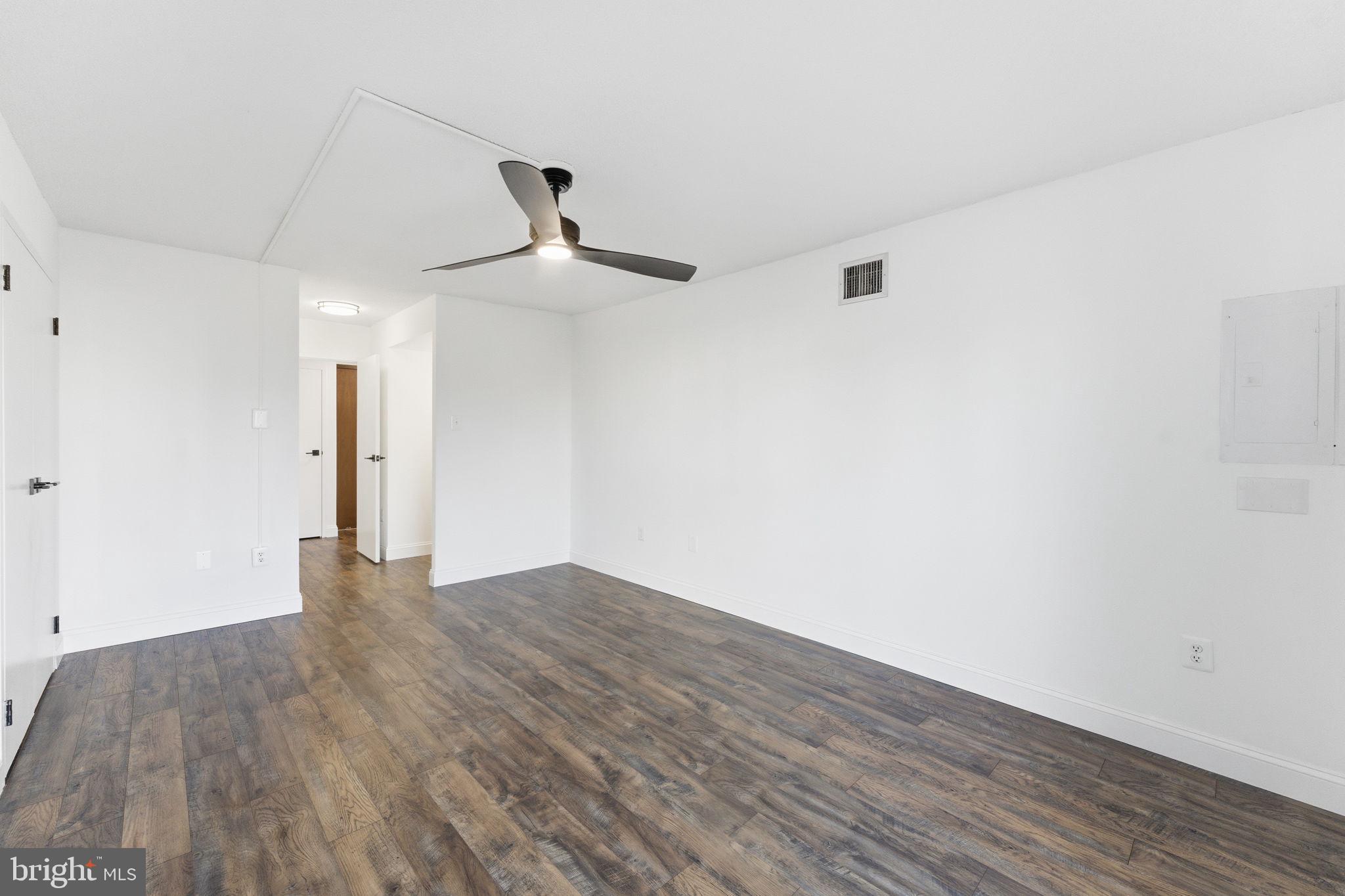 TEMPLETON OF ALEXANDRIA - Residential