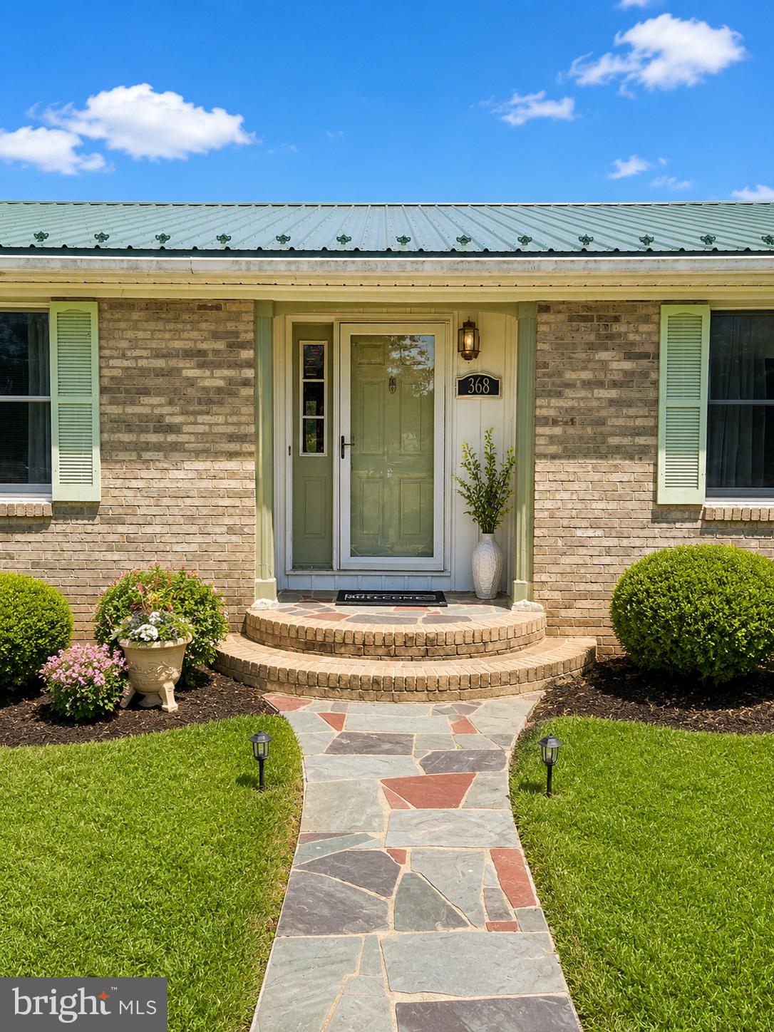 368 OLD FARM ROAD