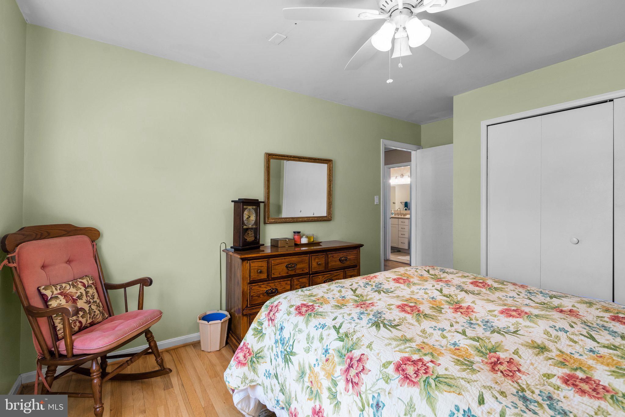 BROOKEVILLE KNOLLS - Residential