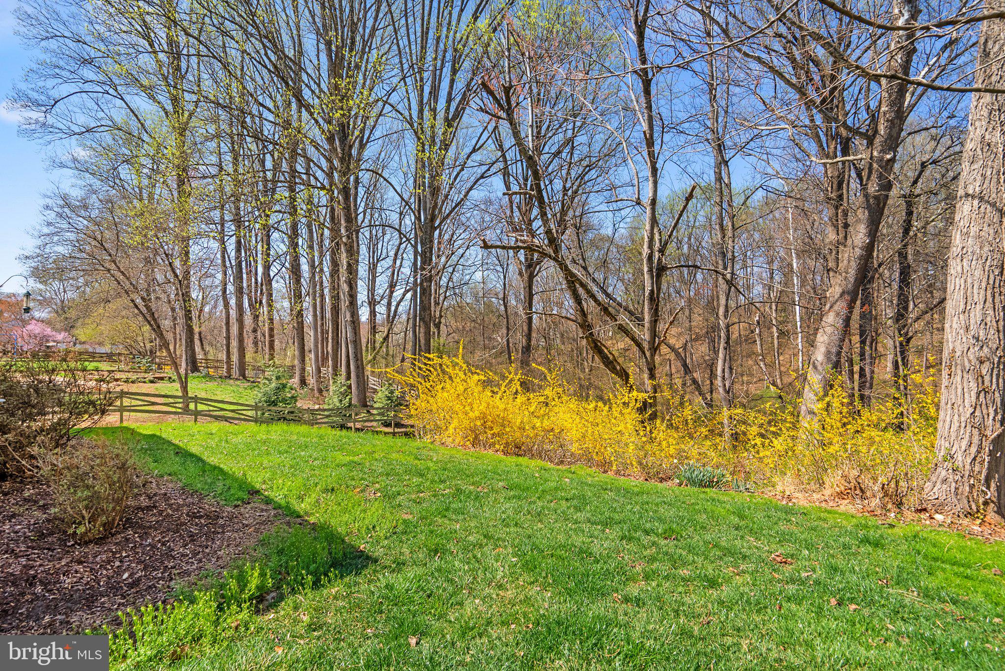 BROOKEVILLE KNOLLS - Residential