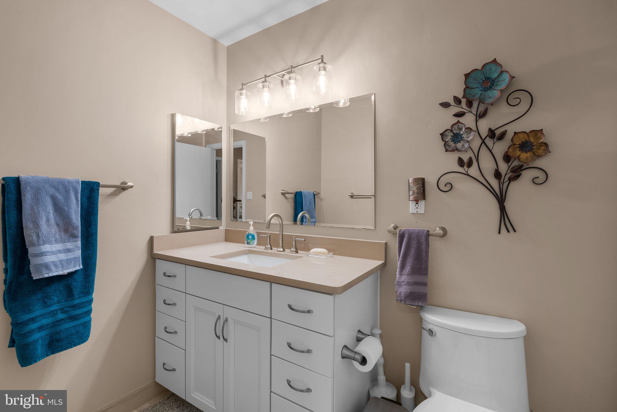 BROOKEVILLE KNOLLS - Residential