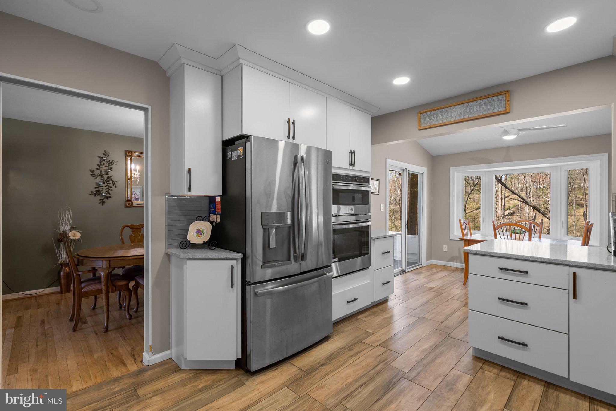 BROOKEVILLE KNOLLS - Residential