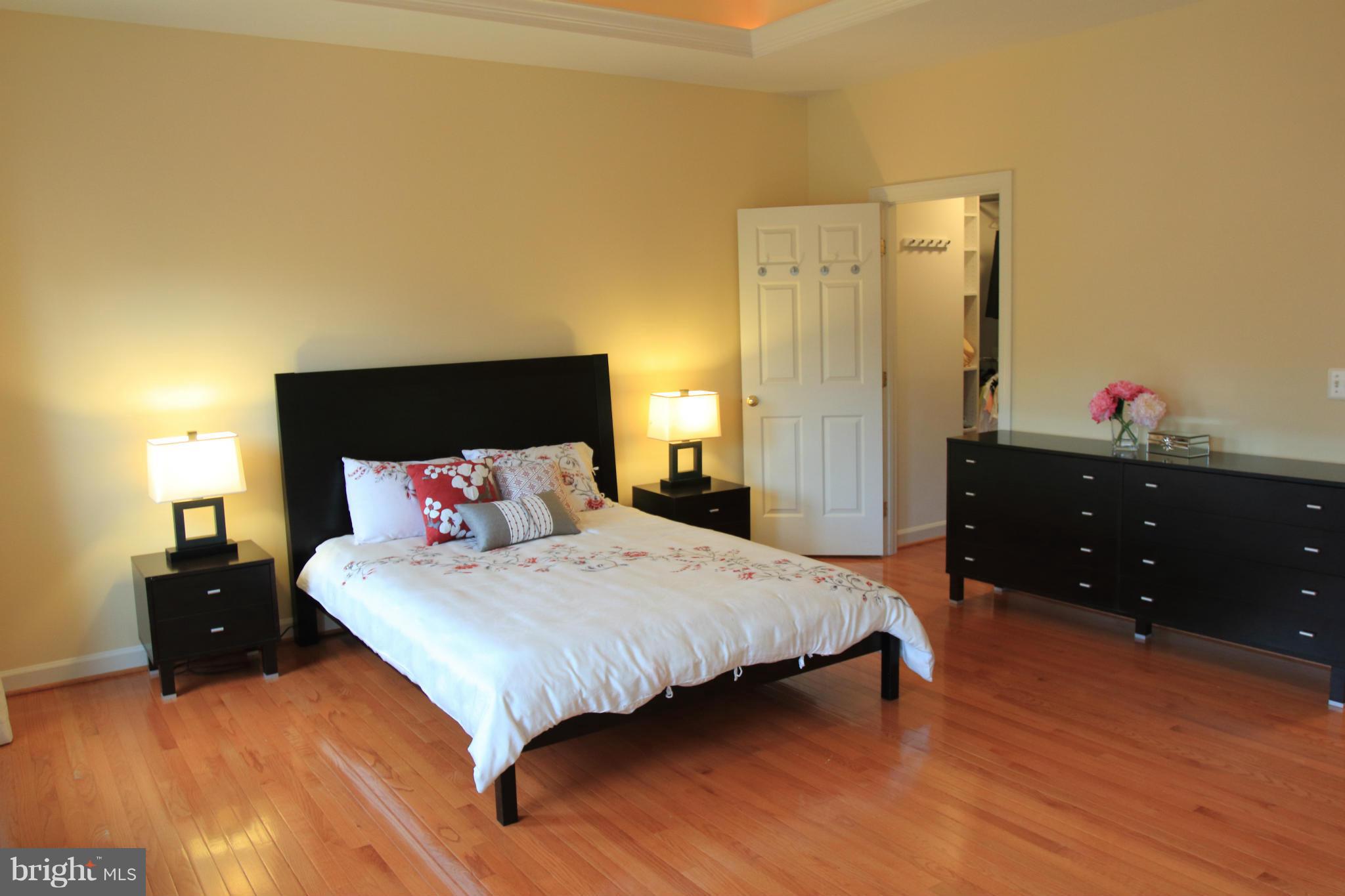 STONE CREEK CROSSING - Residential