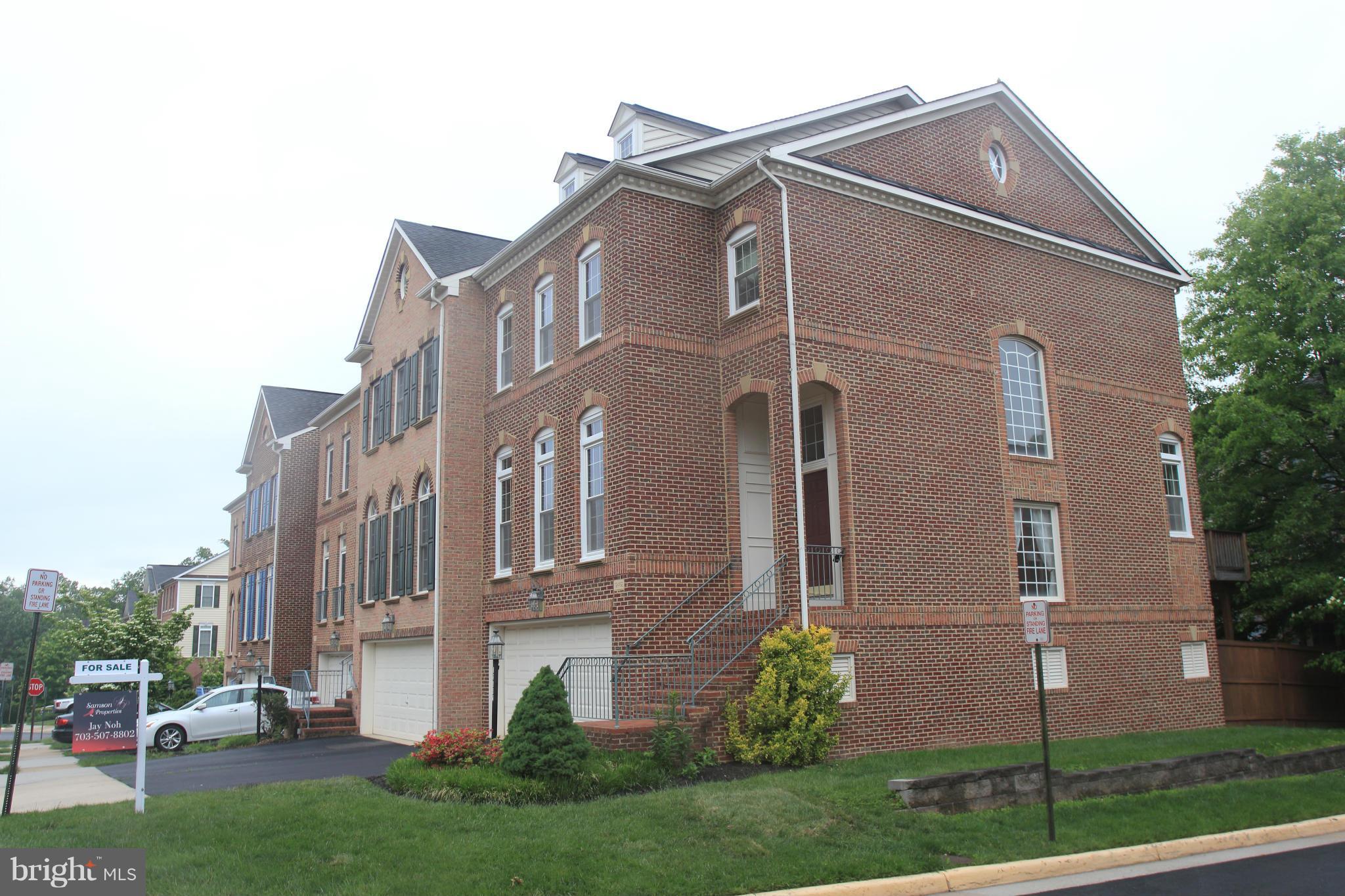 STONE CREEK CROSSING - Residential