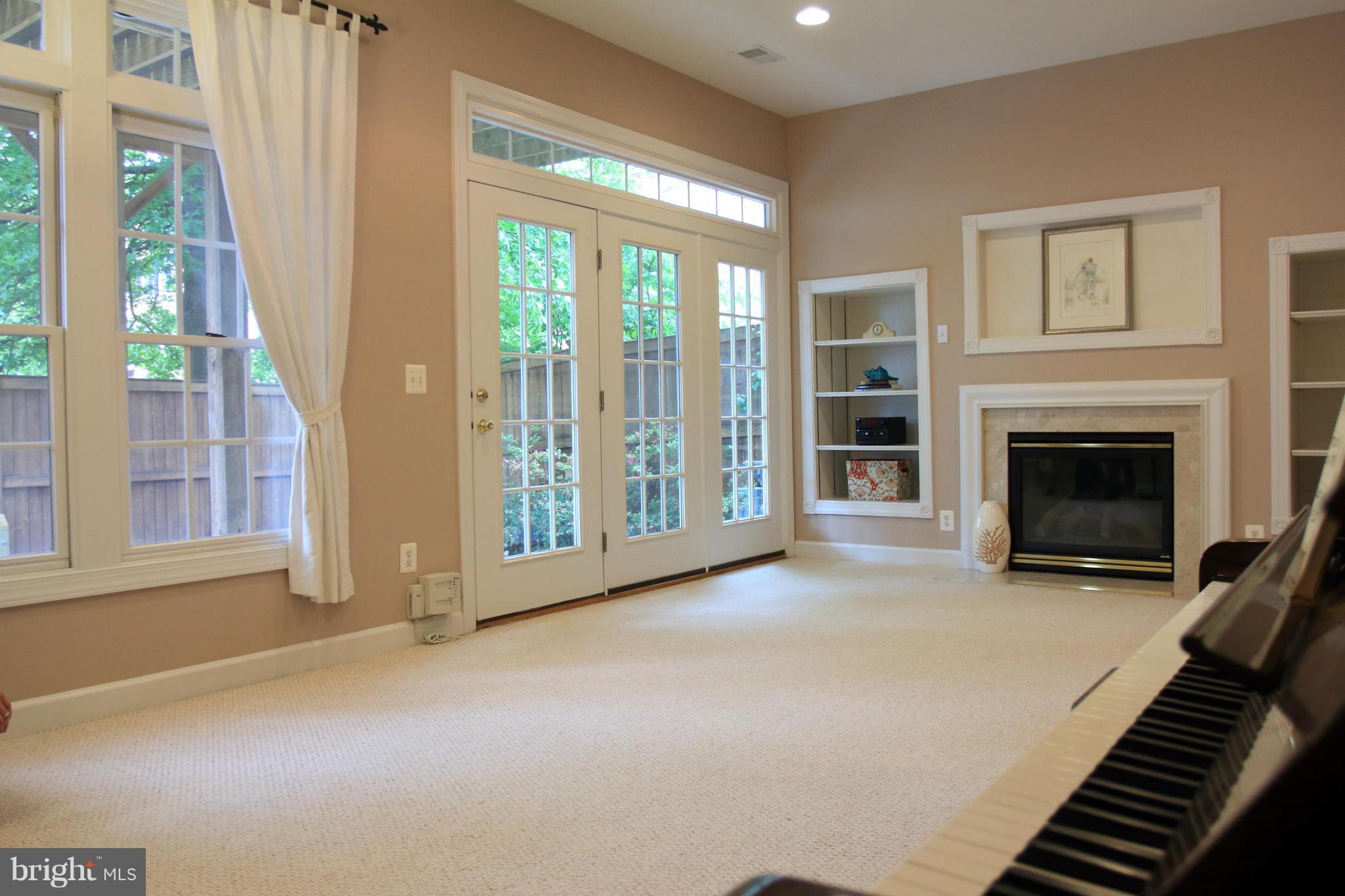 STONE CREEK CROSSING - Residential