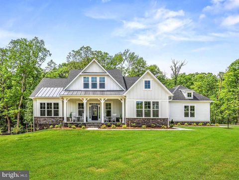 12650 POPES HEAD ROAD CLIFTON VA 20124