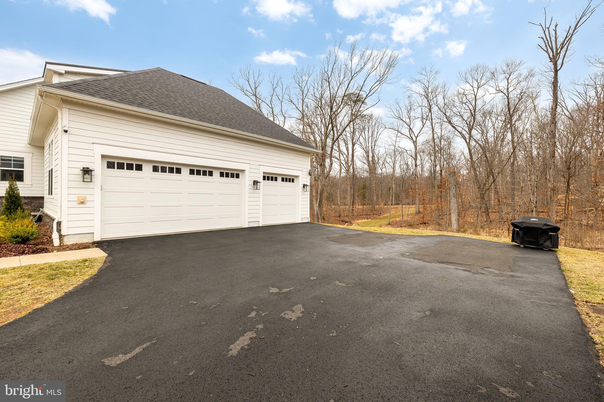 BRADDOCK WOODS - Residential